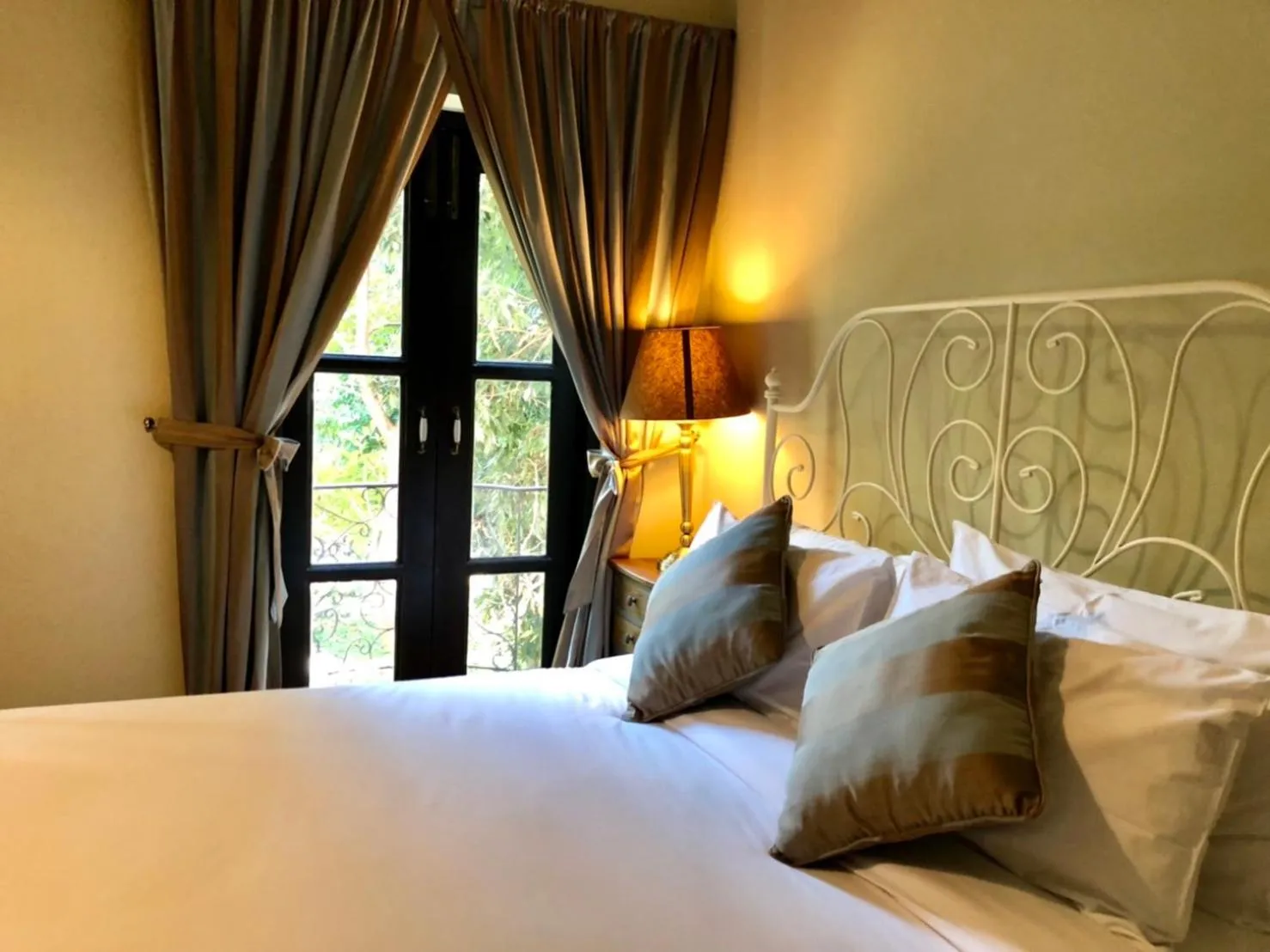 Bed in Villa Malinee Khao Yai 6 Bedrooms Italian Private Villa