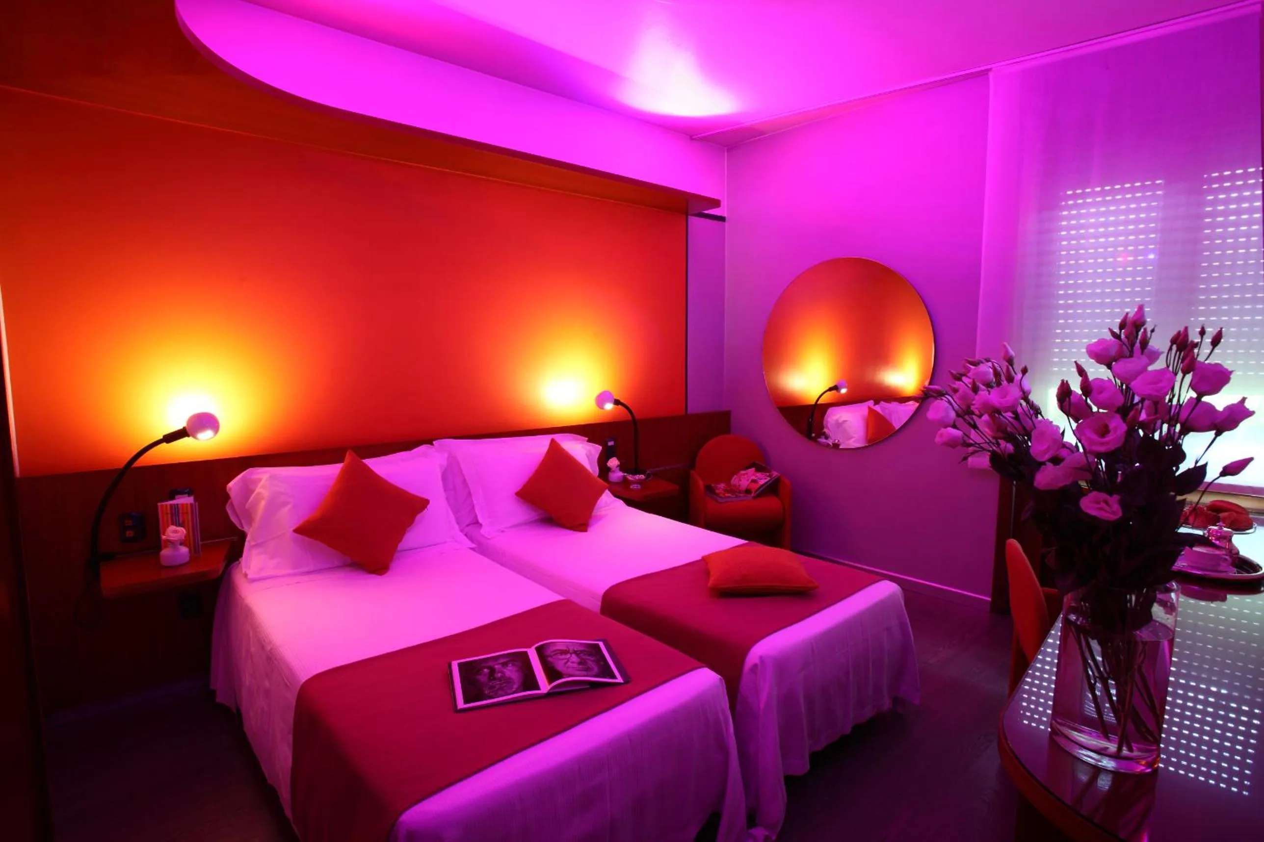 Bedroom, Bed in Hotel Mediolanum