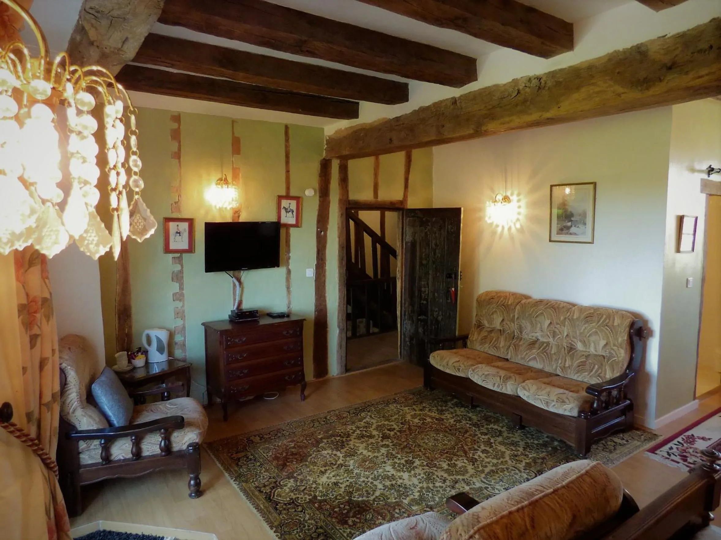 Seating area in L'Ancien Presbytère Chambres D'hote ou Gite