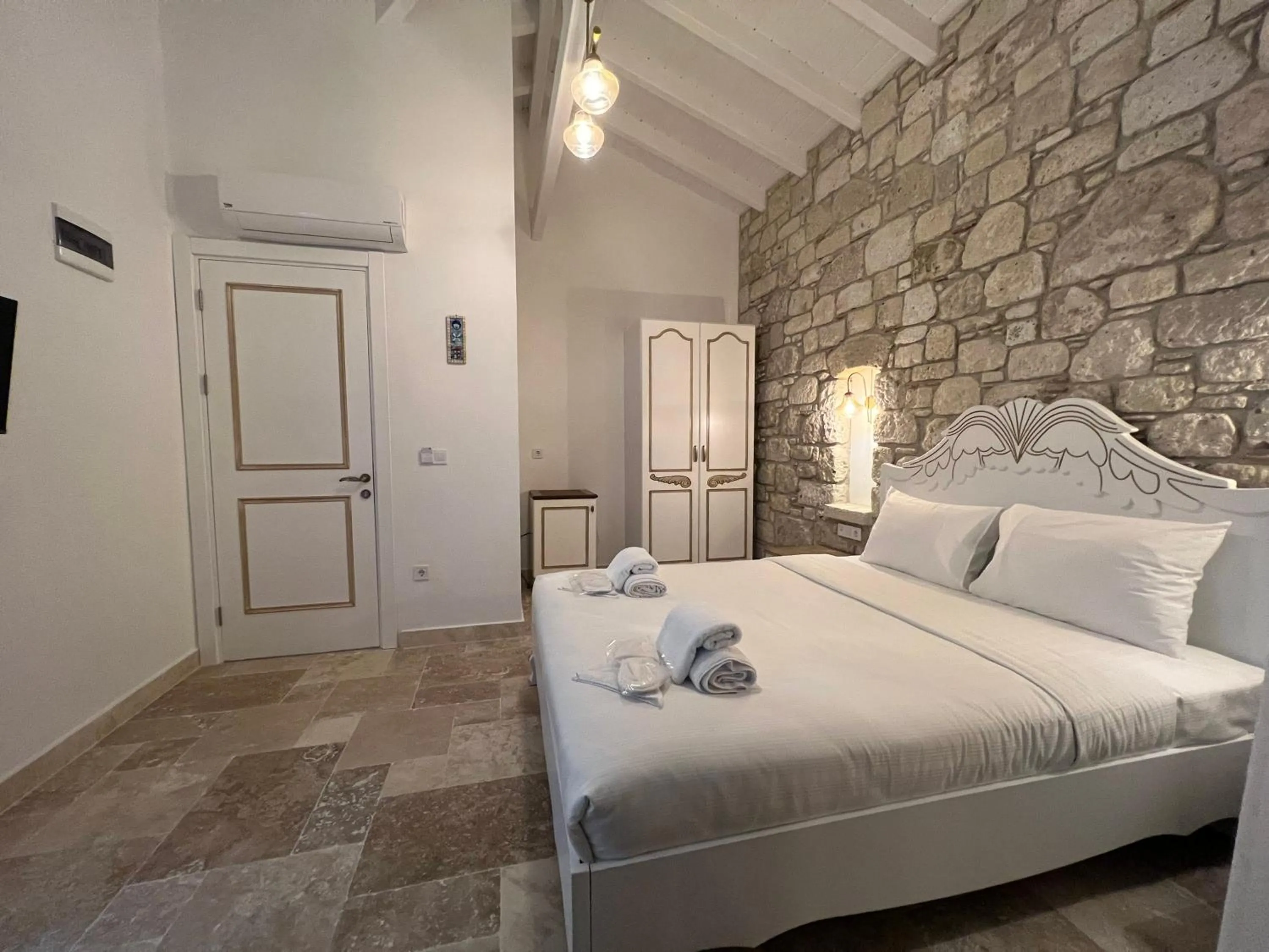 Bedroom, Bed in My Angels Alaçatı