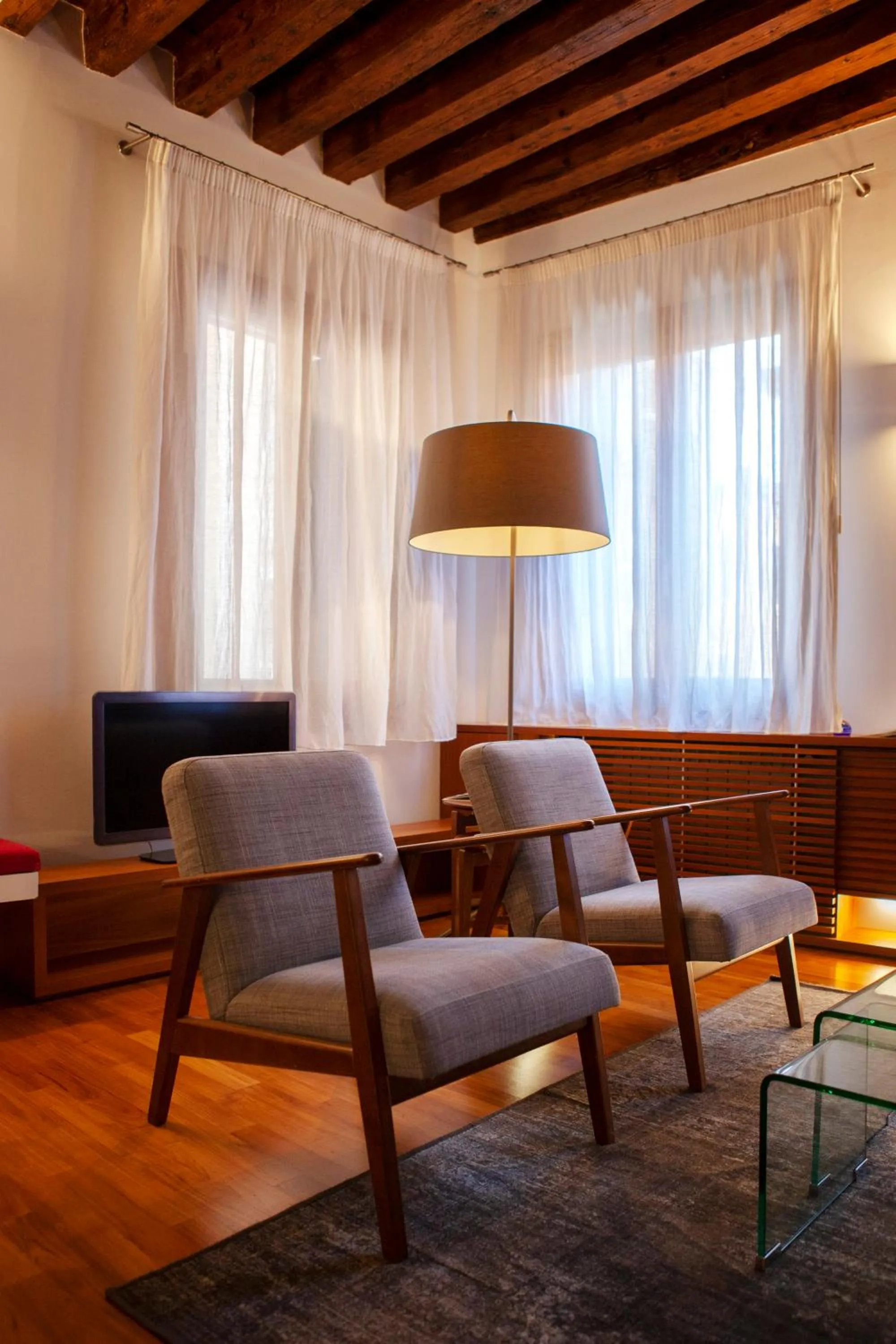 Communal lounge/ TV room in Ca' della Scimmia - Rialto - Venice