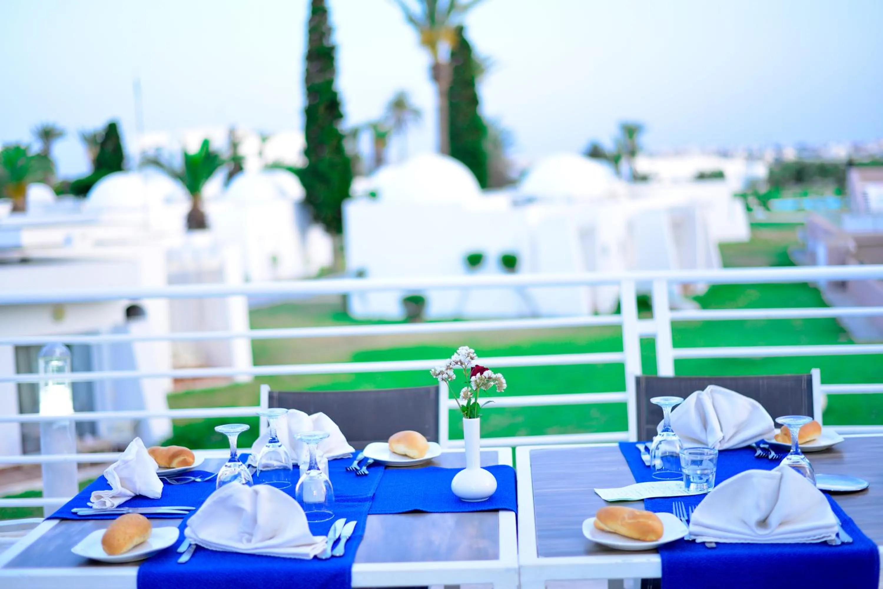 Restaurant/places to eat in One Resort Aqua Park