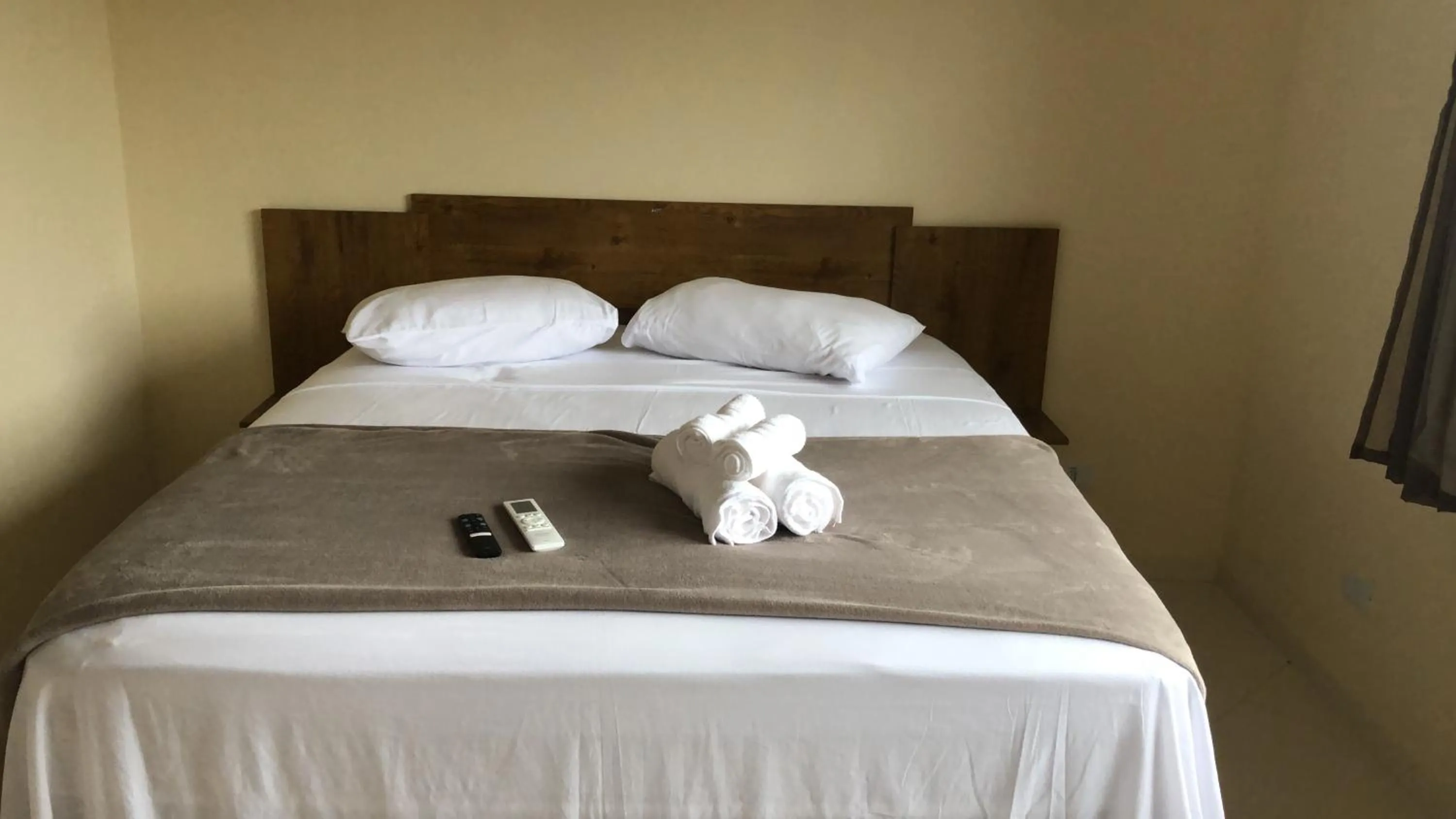 Photo of the whole room, Bed in Pousada da Chica