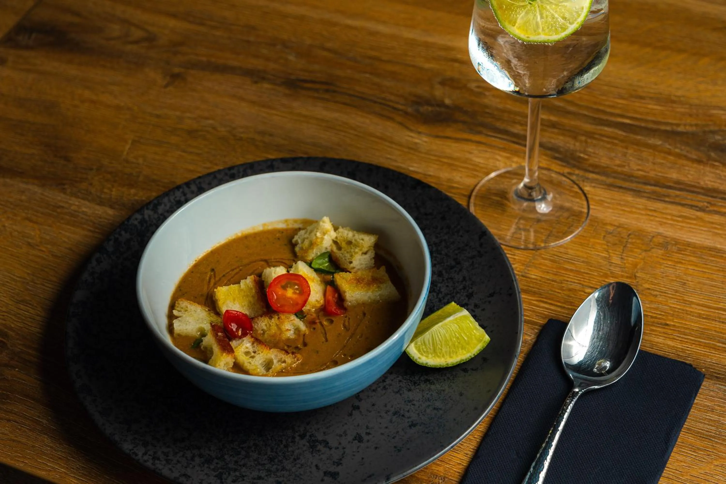 Food and drinks in Moro Inn