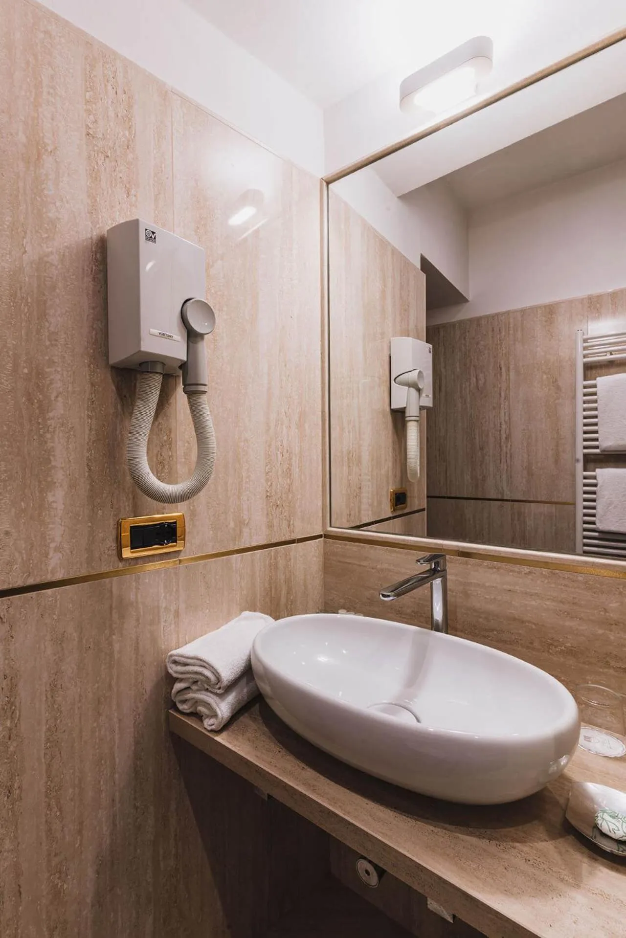 Bathroom in Ca' Amadi