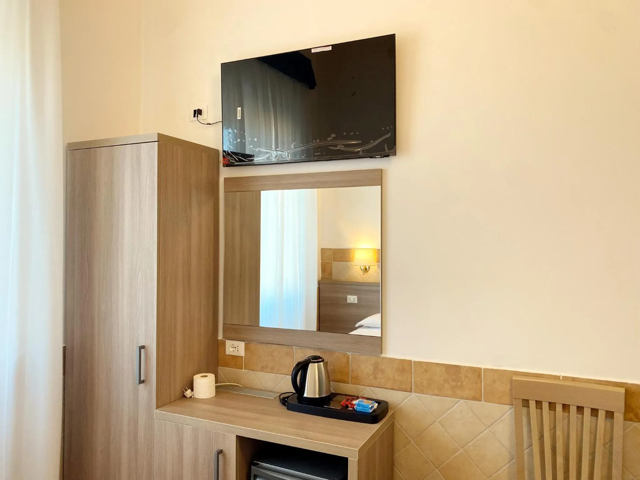 TV and multimedia in Hotel Alex Square