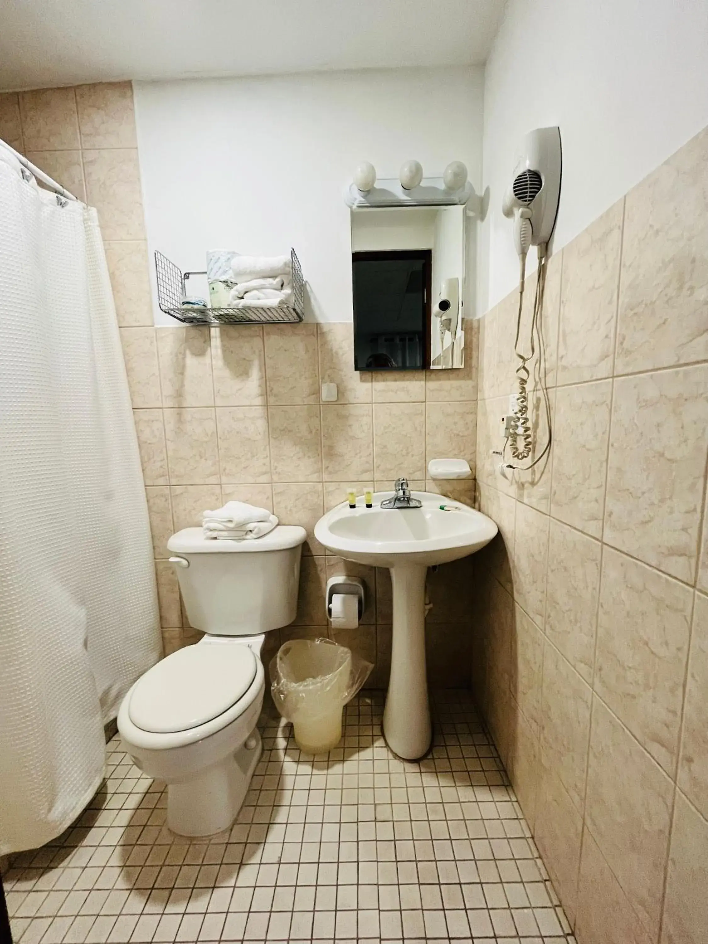 Double Room in SJ SUITES HOTEL Double Room in SJ SUITES HOTEL