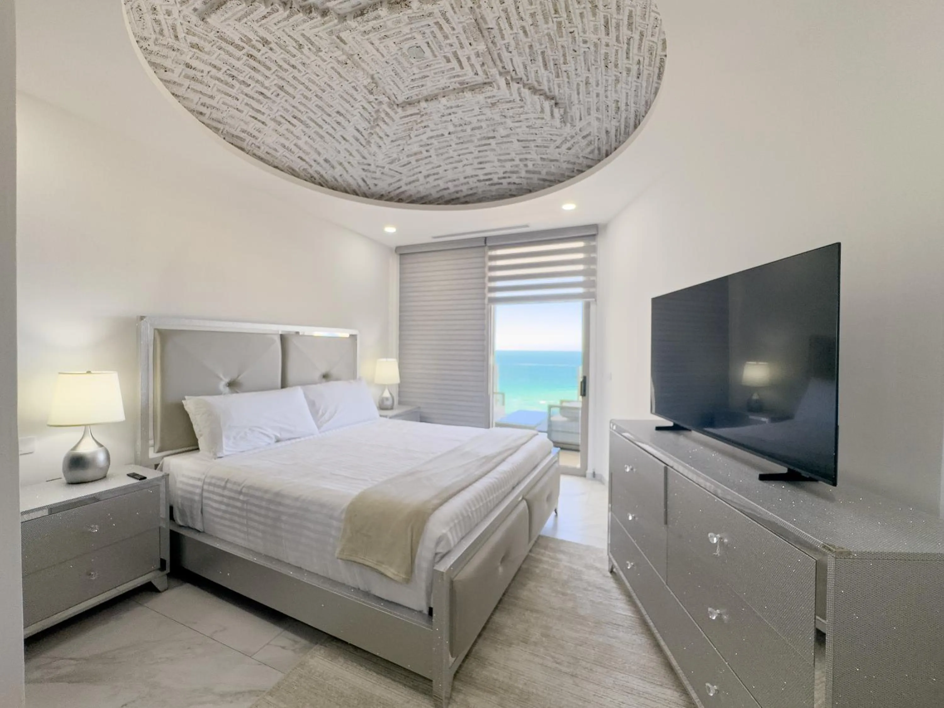 Bed in Esmeralda Beach Resort