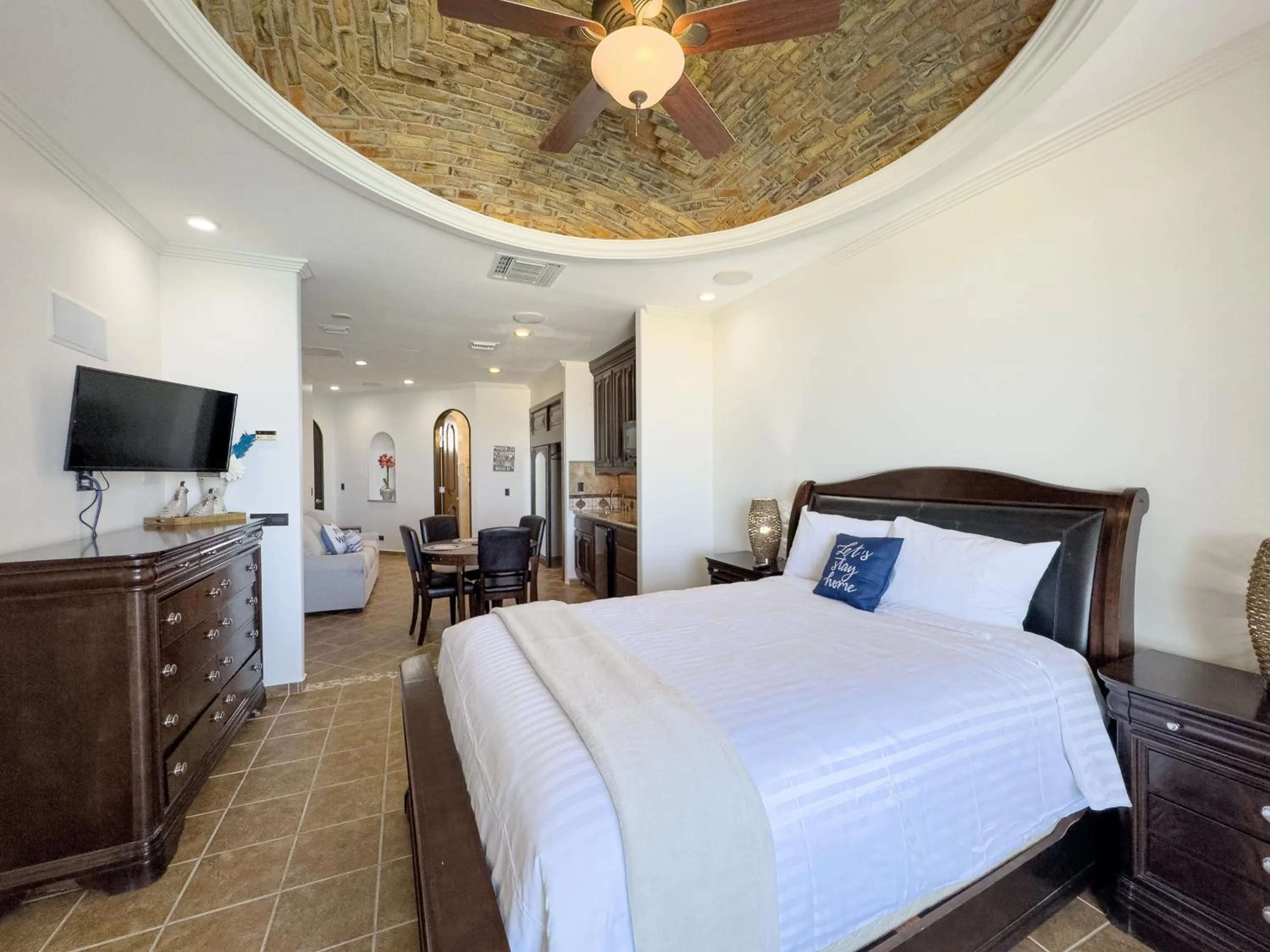 Bed in Esmeralda Beach Resort