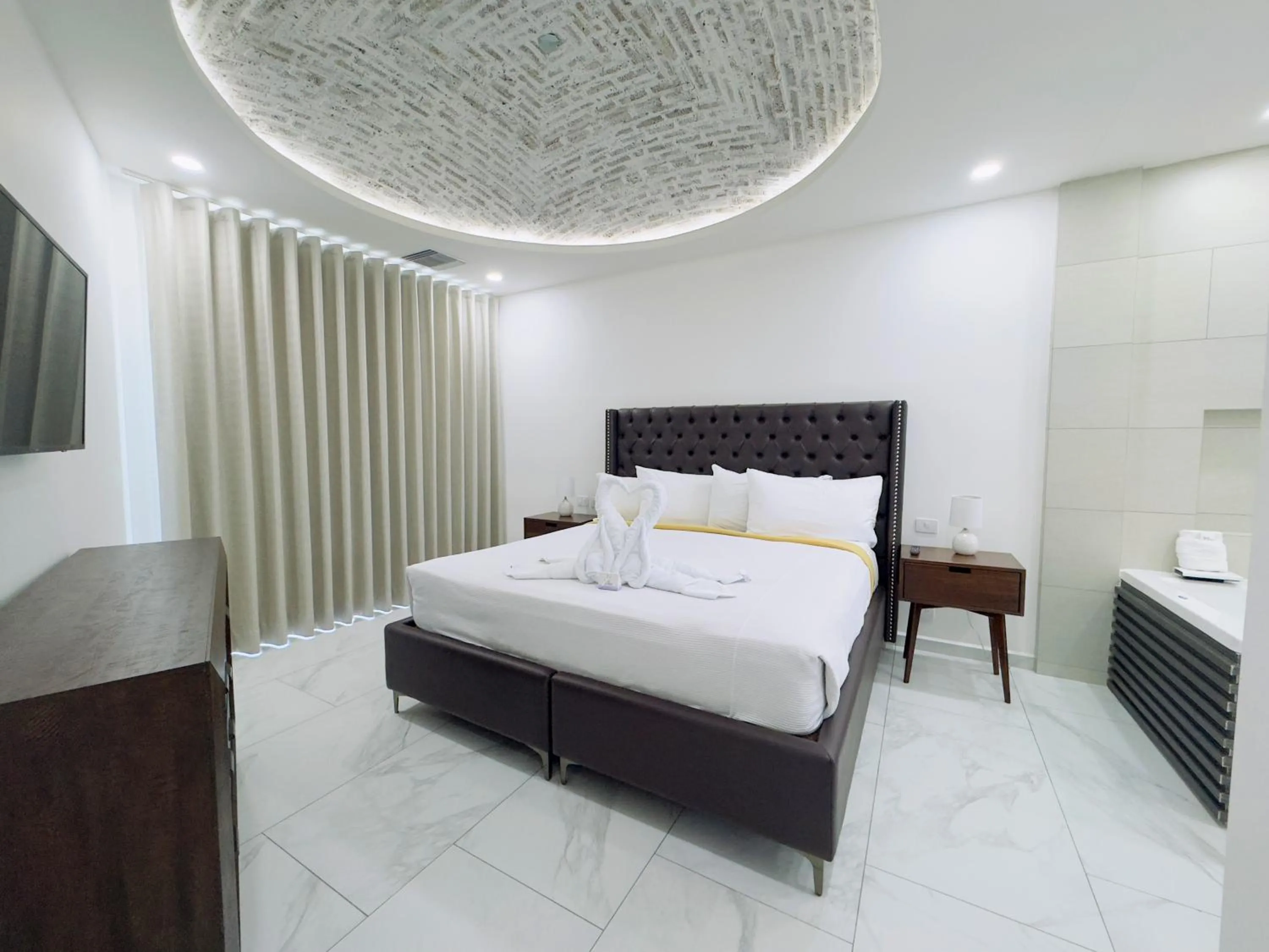 Bed in Esmeralda Beach Resort