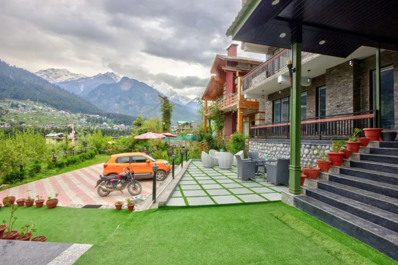 Property building in vella Marina Group of hotels Sol Resort Manali #Atithi Devo Bhava hotel in manali #Free Parking #Mall Road 500m#Mountain view hotel