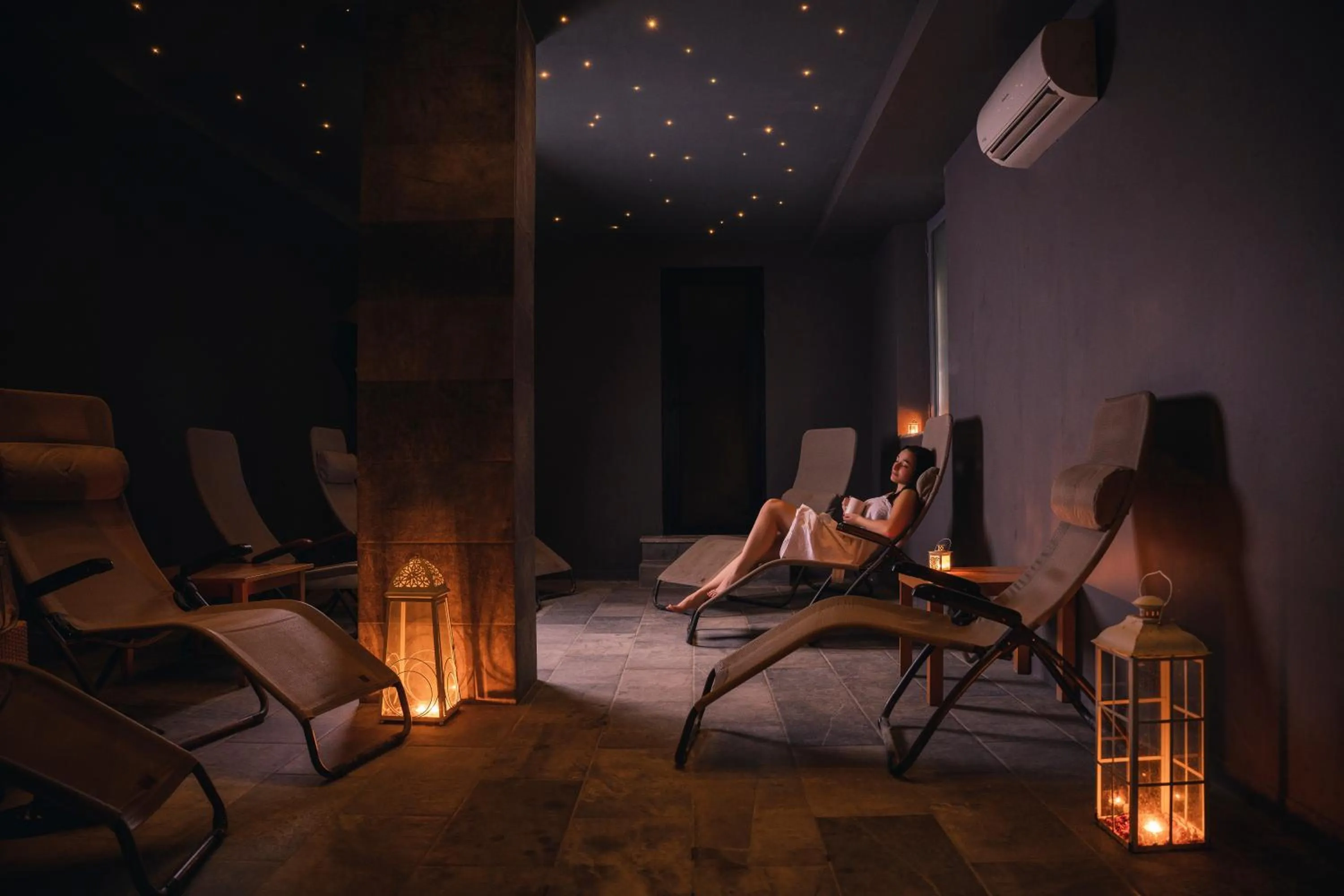 People in Grand Hotel Terme & SPA - Chianciano