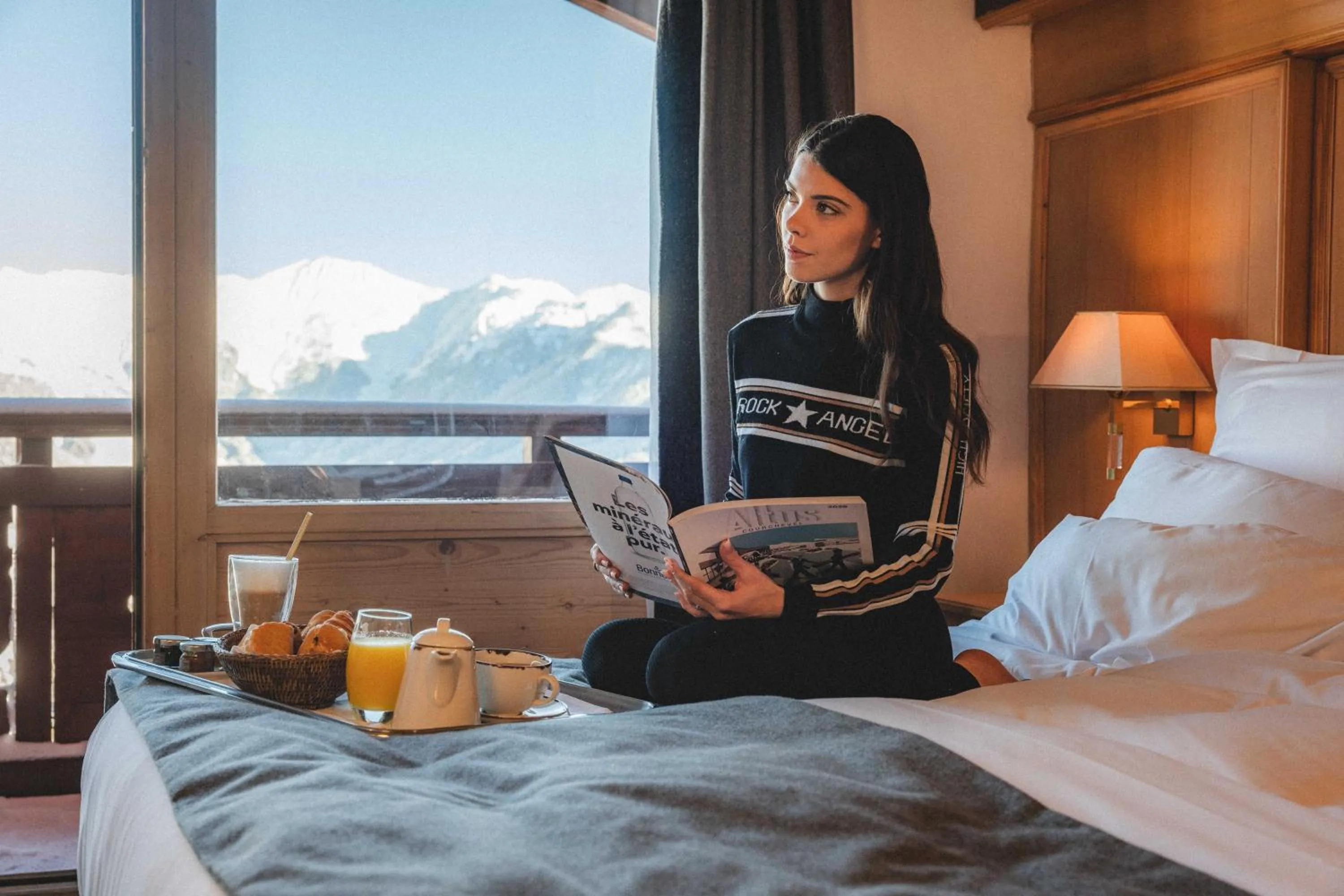 Balcony/Terrace, Bed in Hotel Carlina