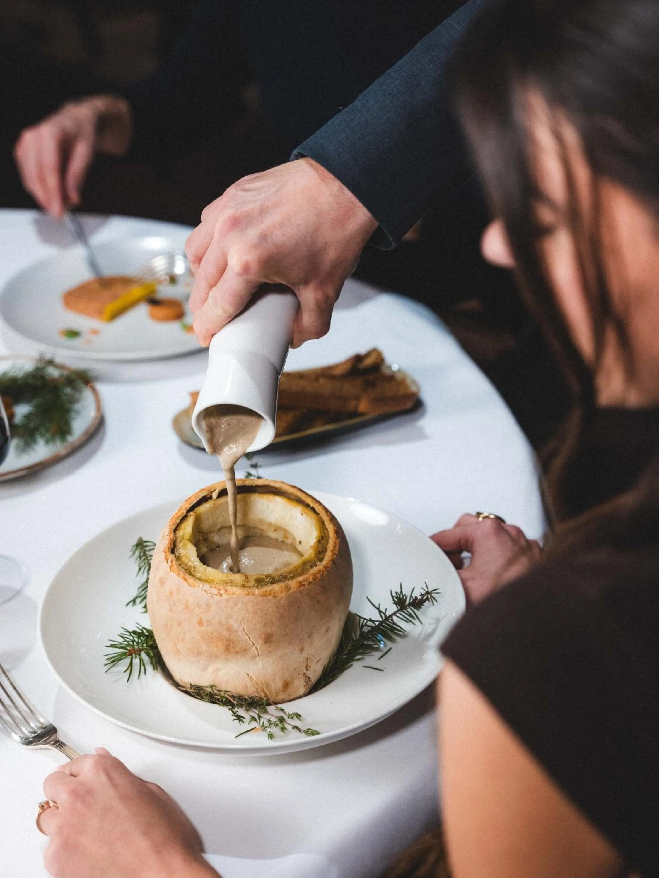 Restaurant/places to eat in Hotel Carlina