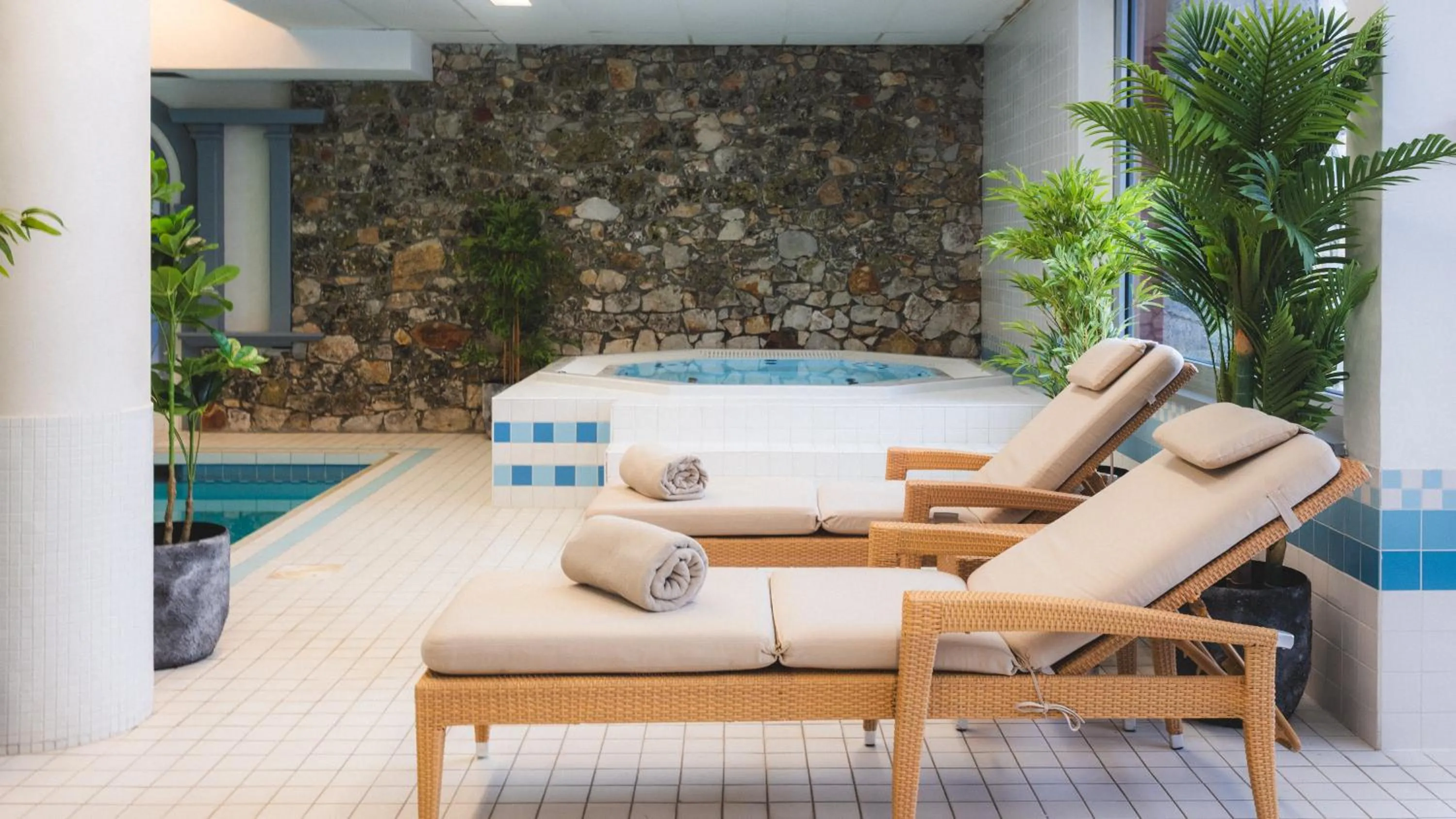 Swimming pool in Hotel Carlina