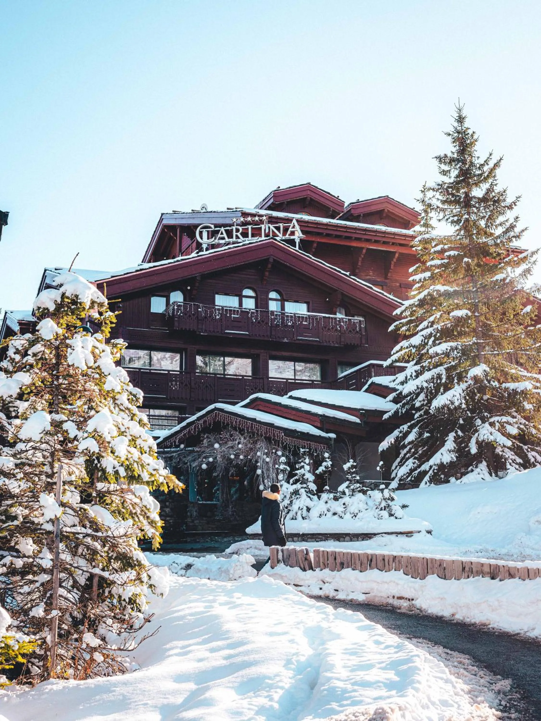 Facade/entrance in Hotel Carlina