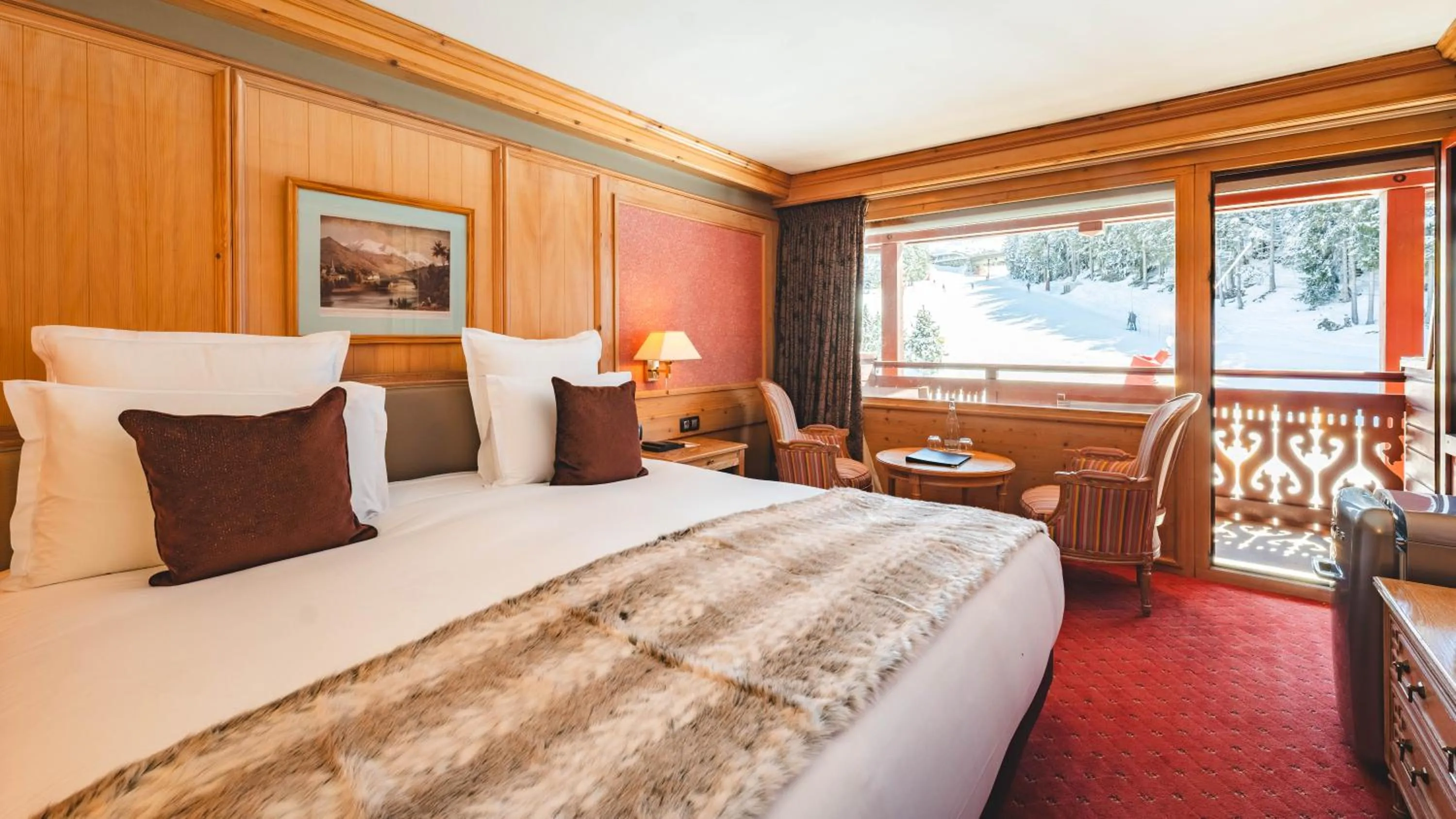 Balcony/Terrace, Bed in Hotel Carlina