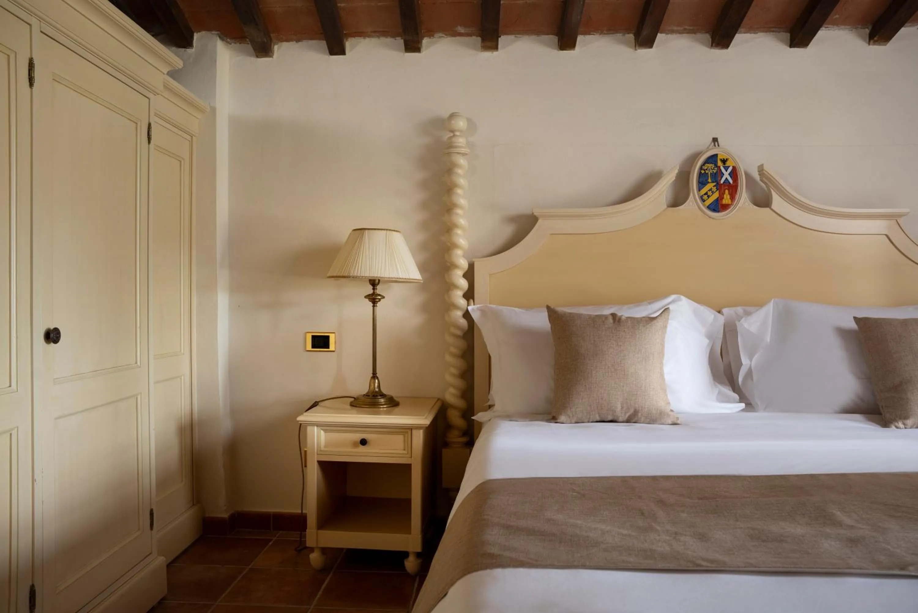 Bed in Castello di Leonina Relais - Adults Only