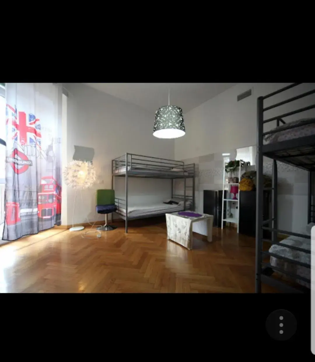 Quadruple Room in Family Hostel Milano Quadruple Room in Family Hostel Milano