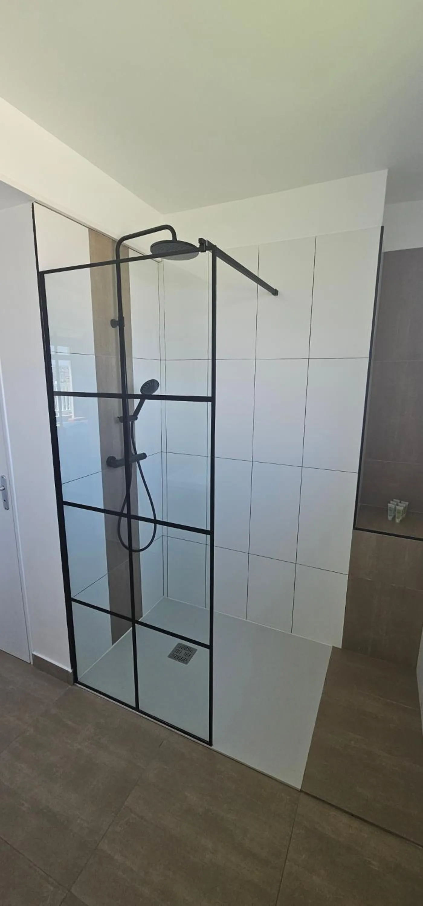 Shower in Auberge du MOCAMBO