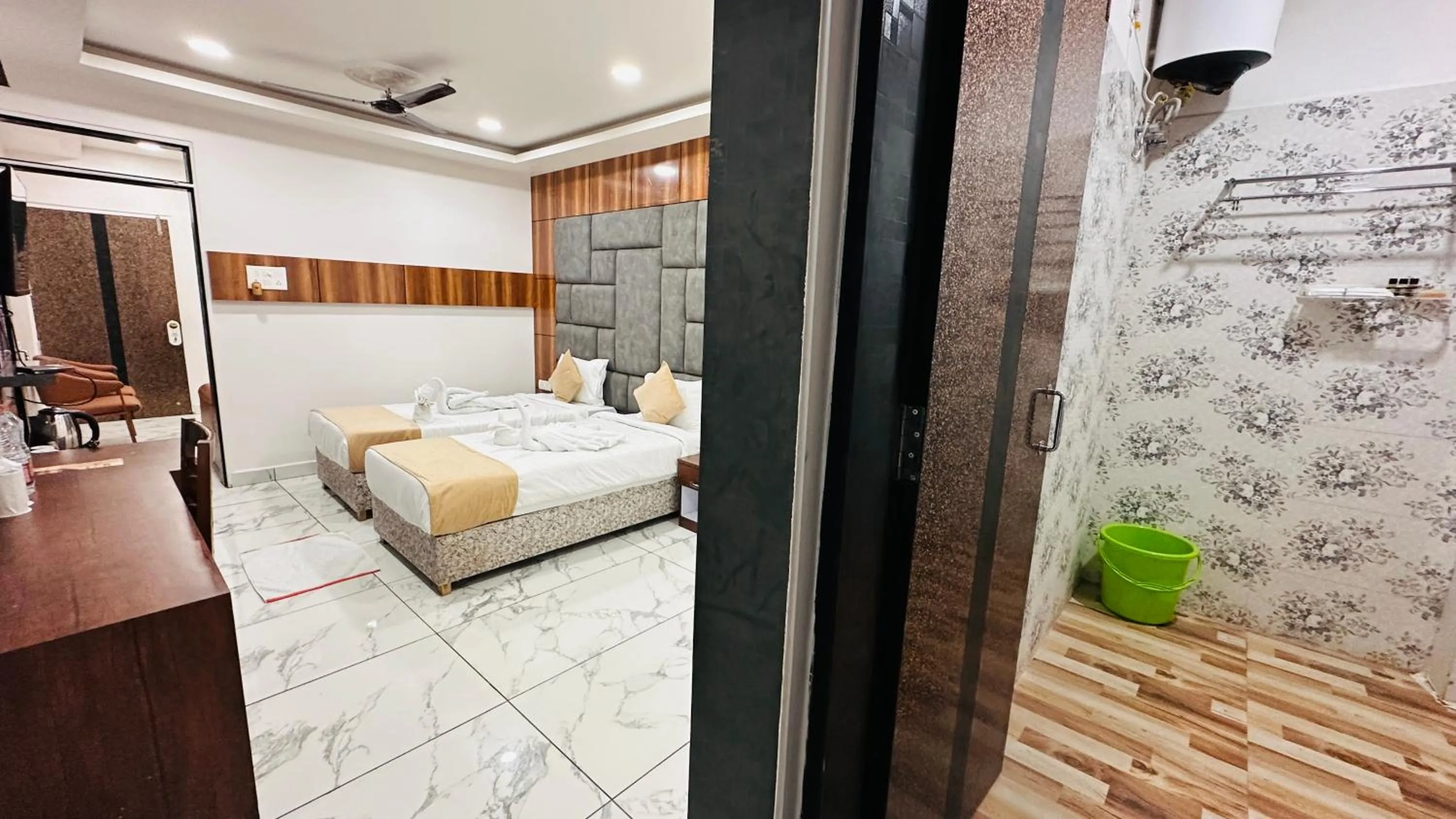 Photo of the whole room, Bed in The Buddha Resort