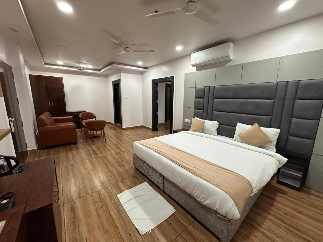 Bedroom, Bed in The Buddha Resort