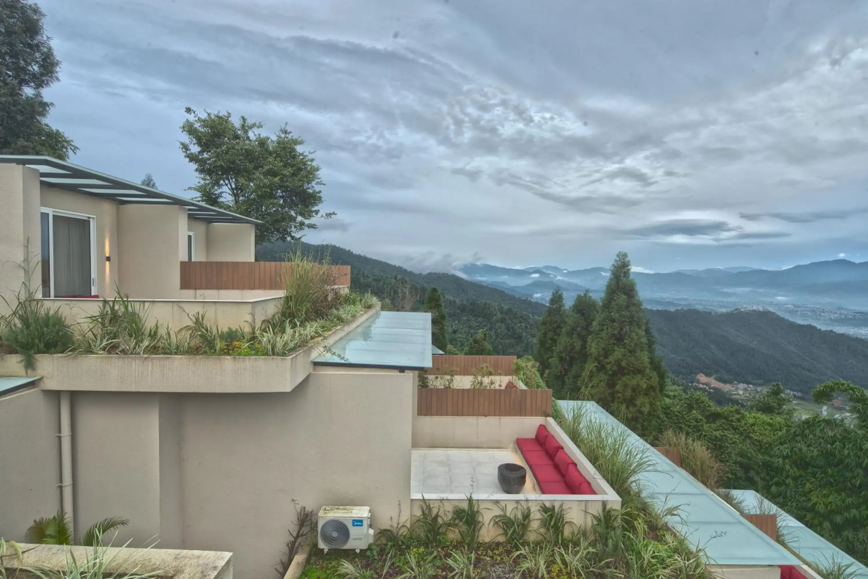 Superior Twin Suite with Private Balcony in The Terraces Resort and Spa Superior Twin Suite with Private Balcony in The Terraces Resort and Spa