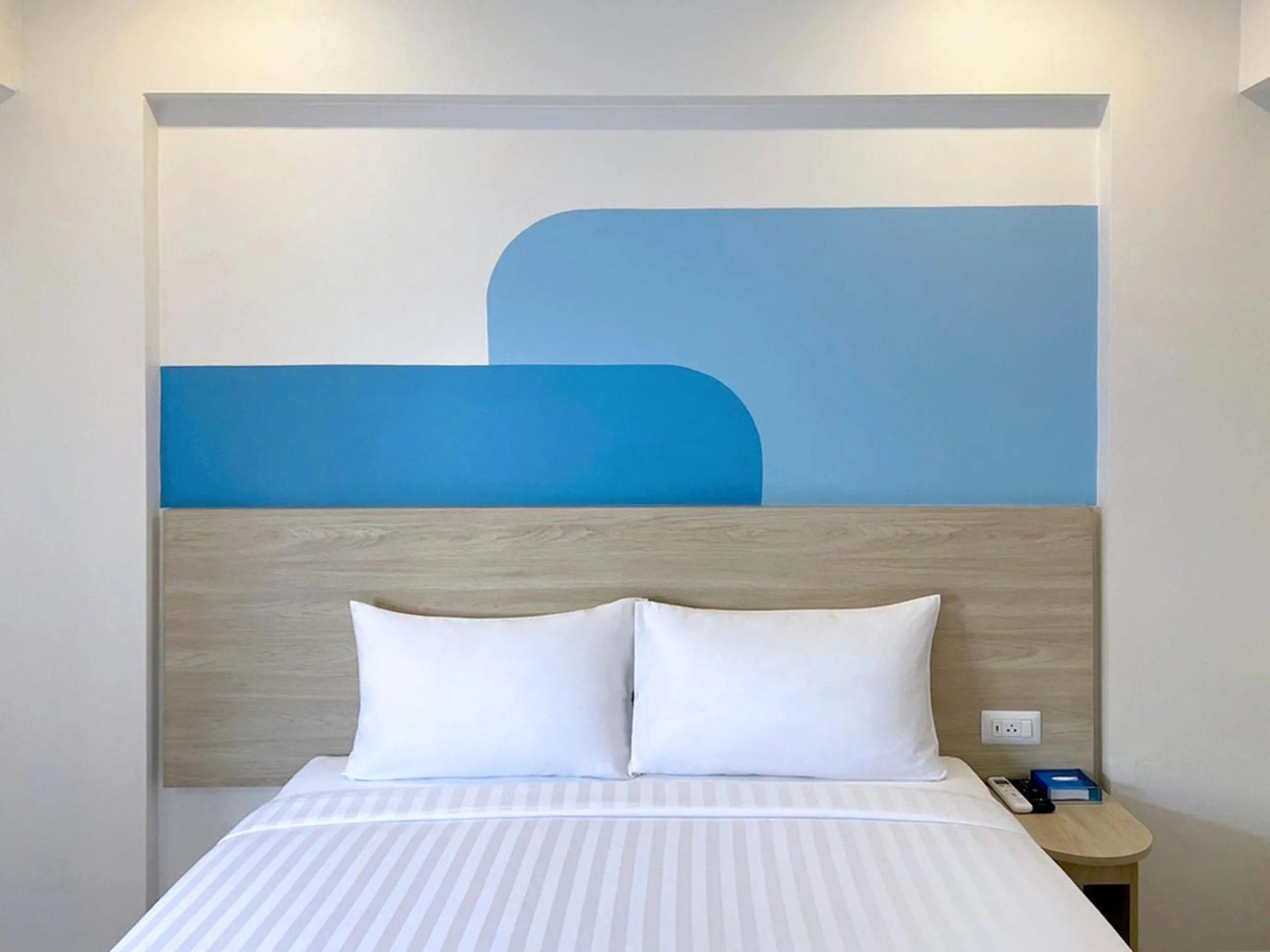 Bedroom, Bed in HOP INN Nan