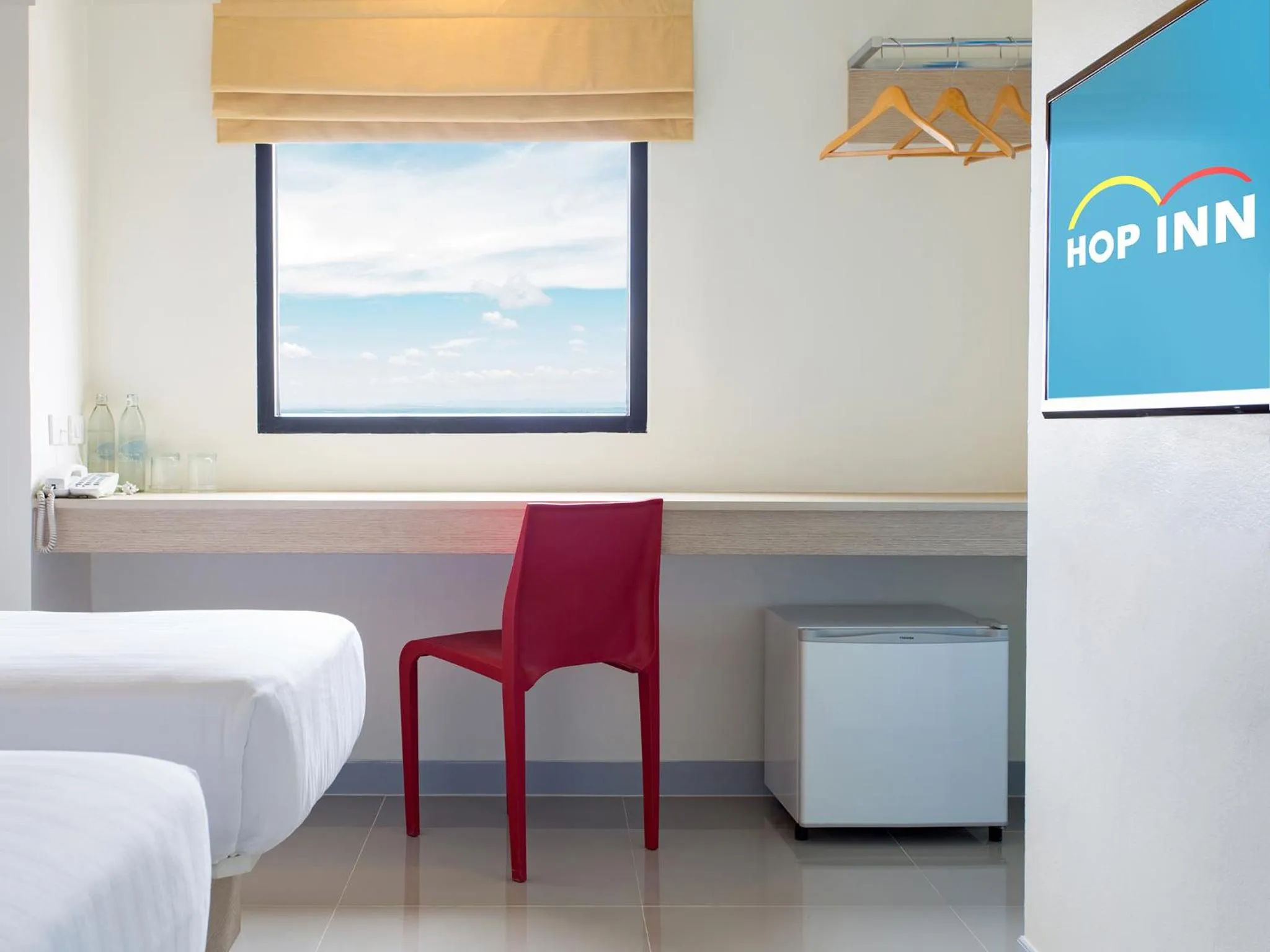 Bedroom, Bed in HOP INN Nan