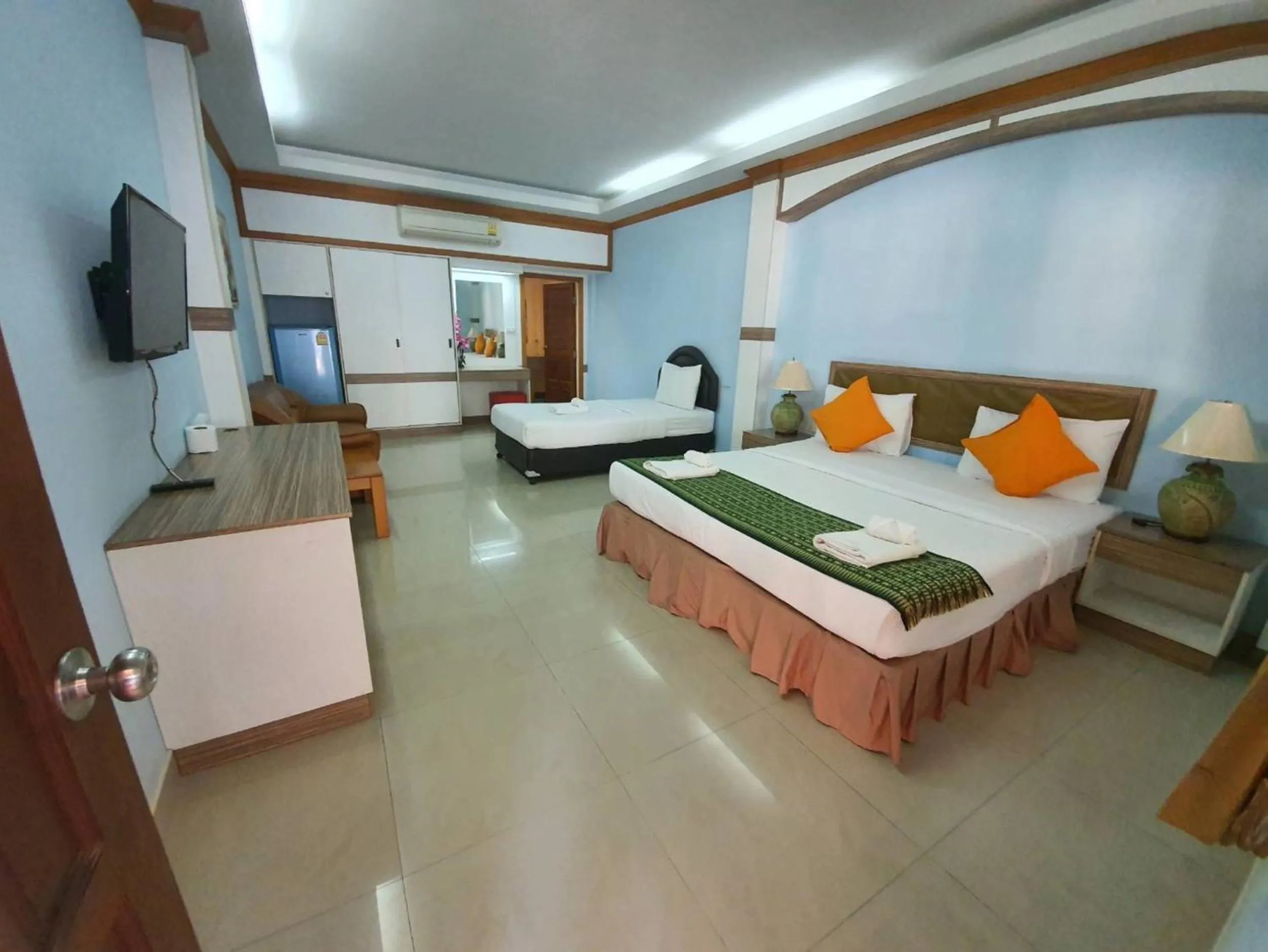 Bedroom, Bed in Ampan Resort & Apartment