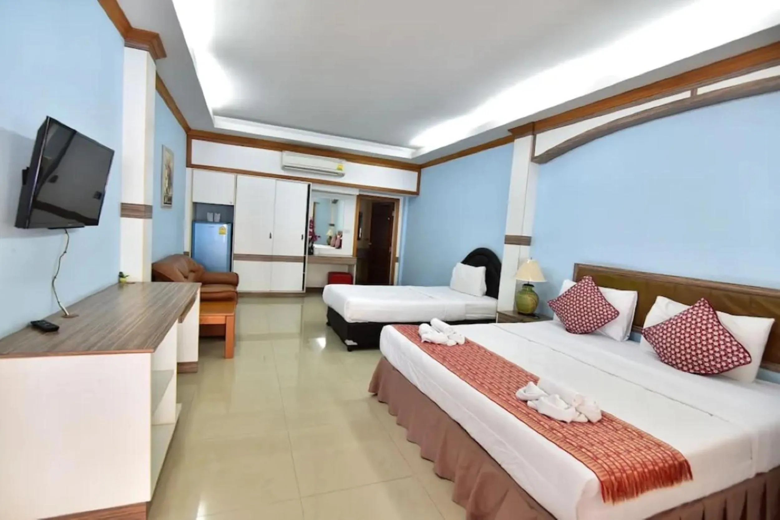 Photo of the whole room, Bed in Ampan Resort & Apartment