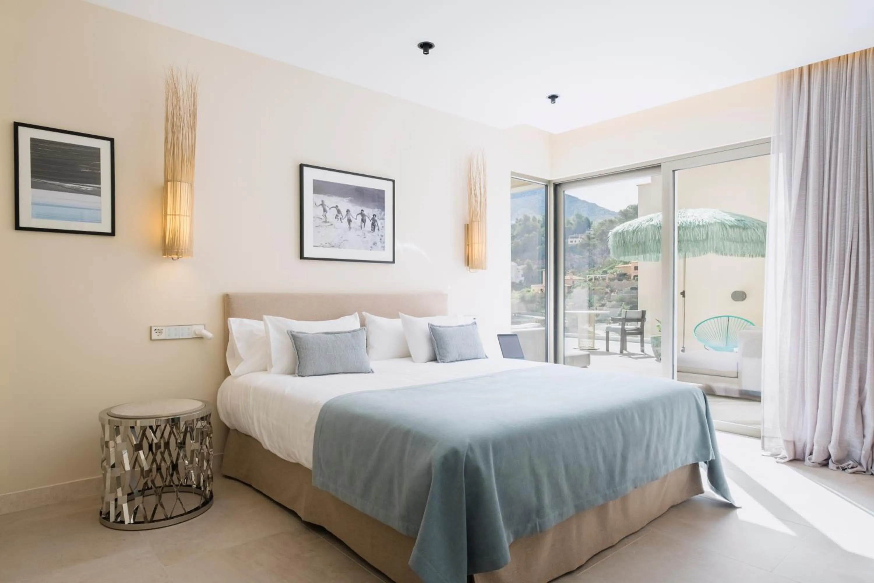 Bed in El Vicenç de la Mar - Adults Only - Over 12