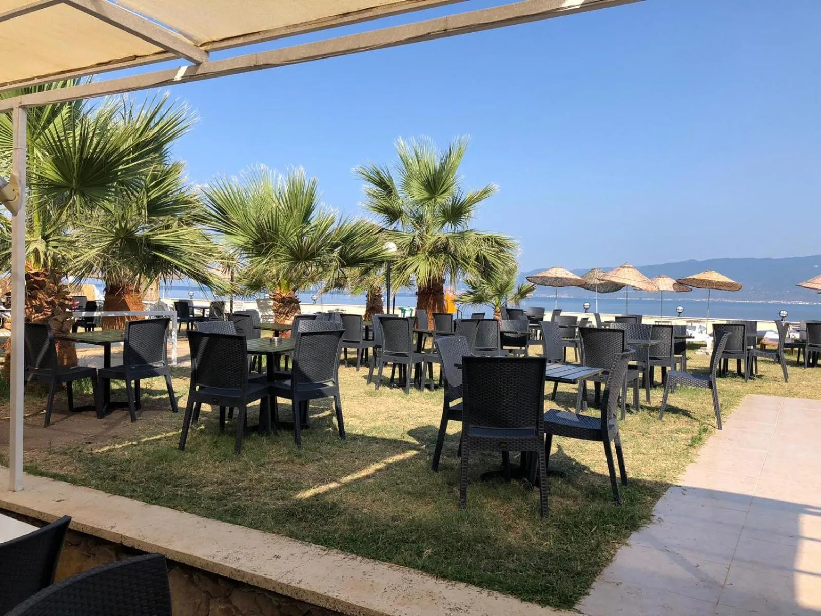 Restaurant/places to eat in AFYTOS ÖREN PARK MTK