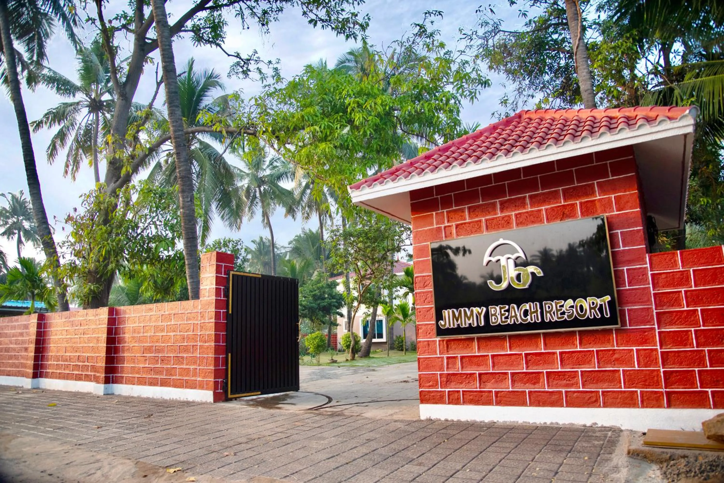 Property Building in Jimmy Beach Resort