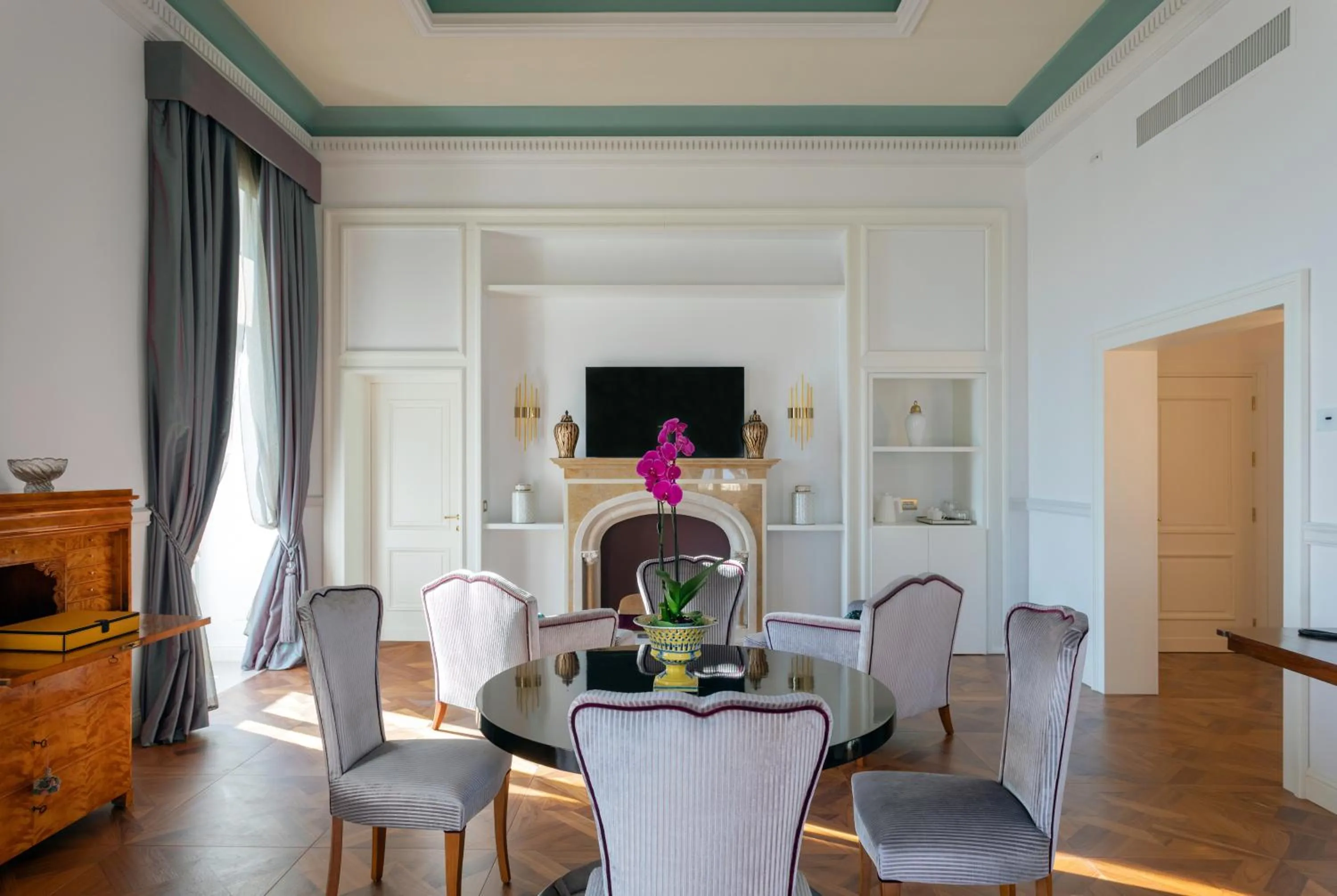 Grand Hotel Des Etrangers- The Leading Hotels of the World