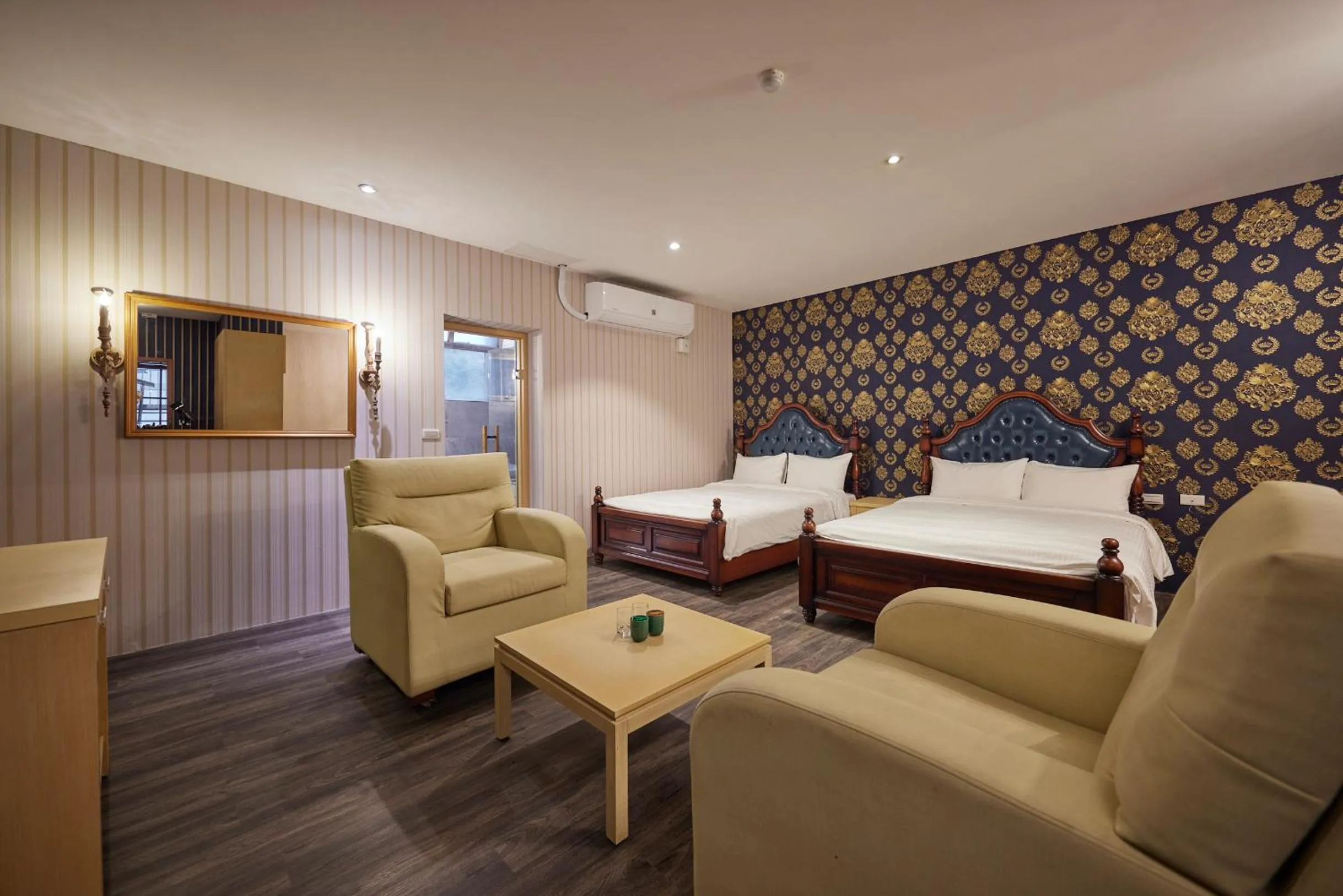 Bedroom, Bed in Kyokusui Hotspring Hotel