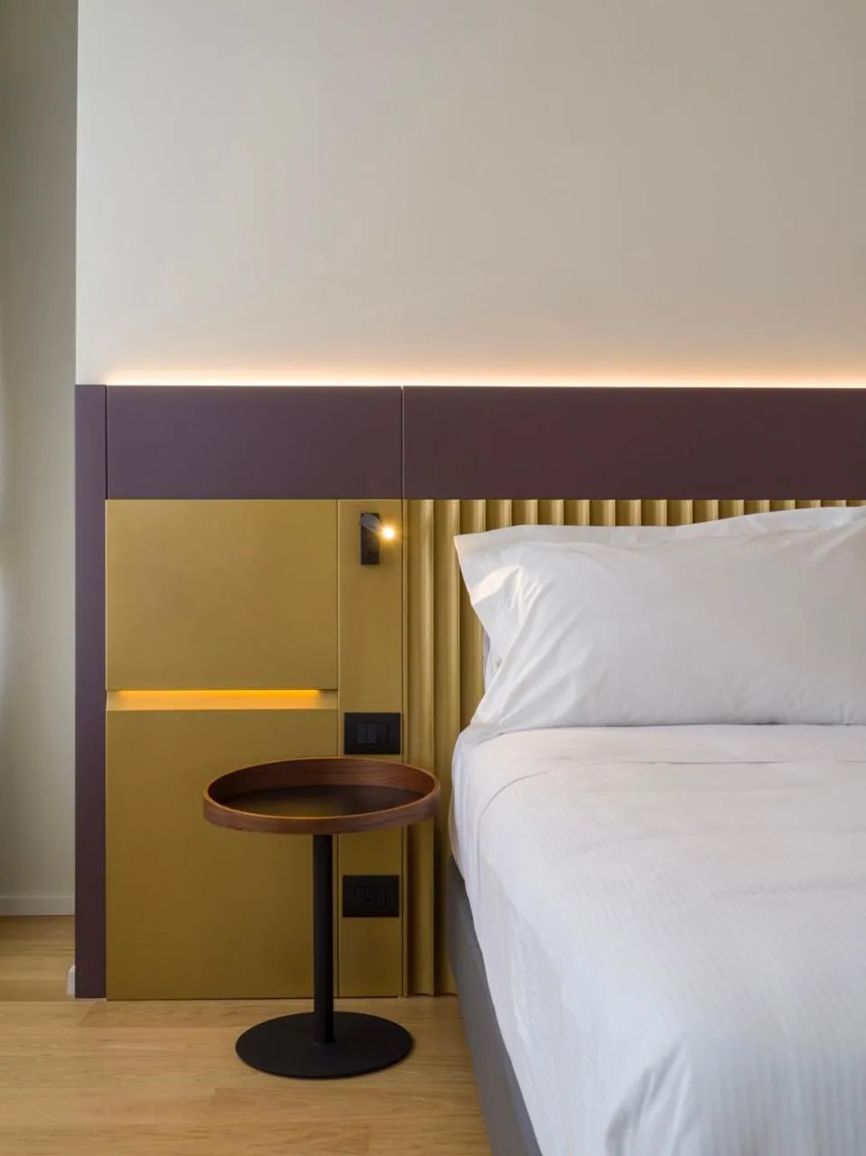 Bed in UNA Hotels One Catania