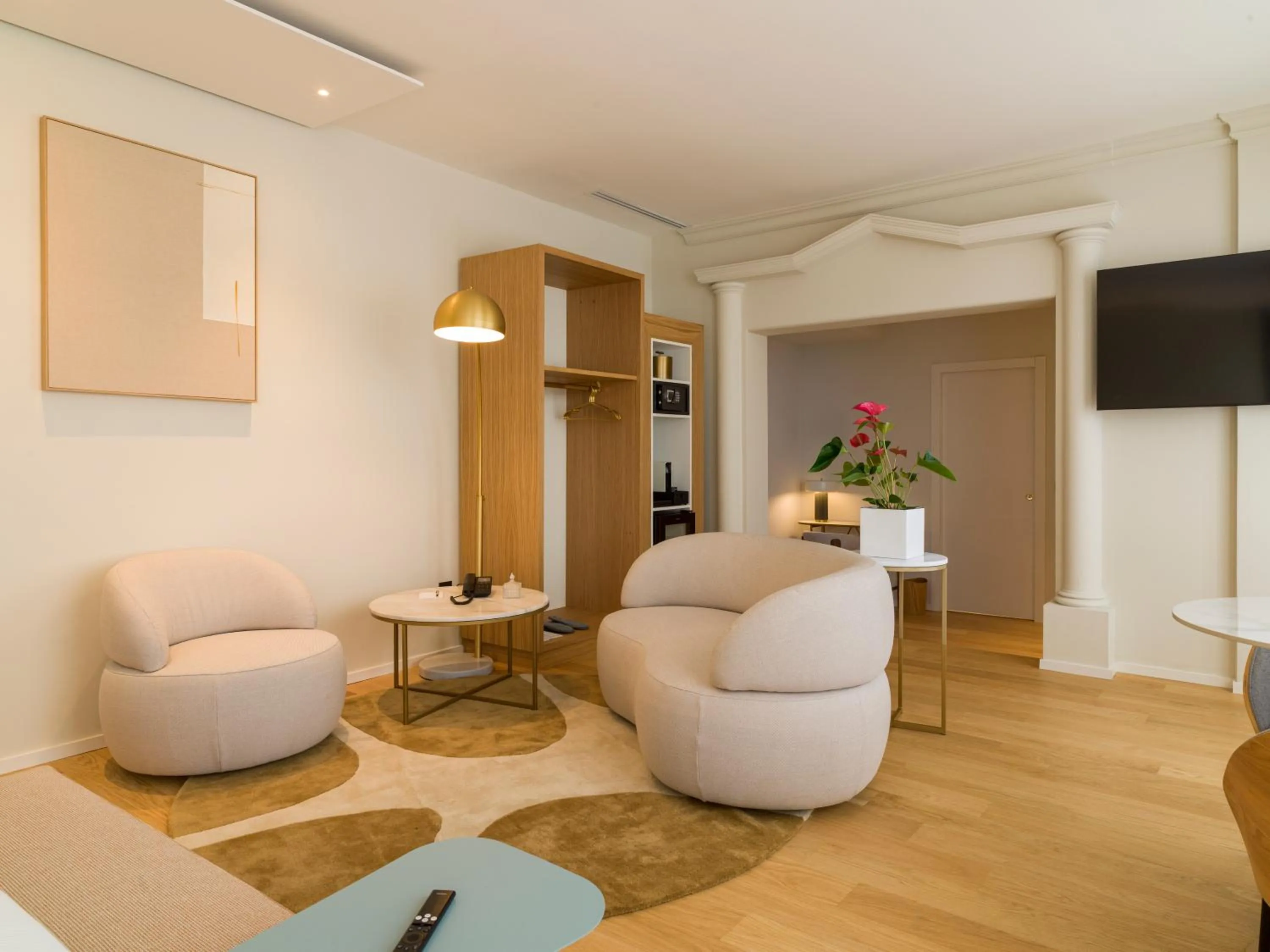 TV and multimedia in UNA Hotels One Catania