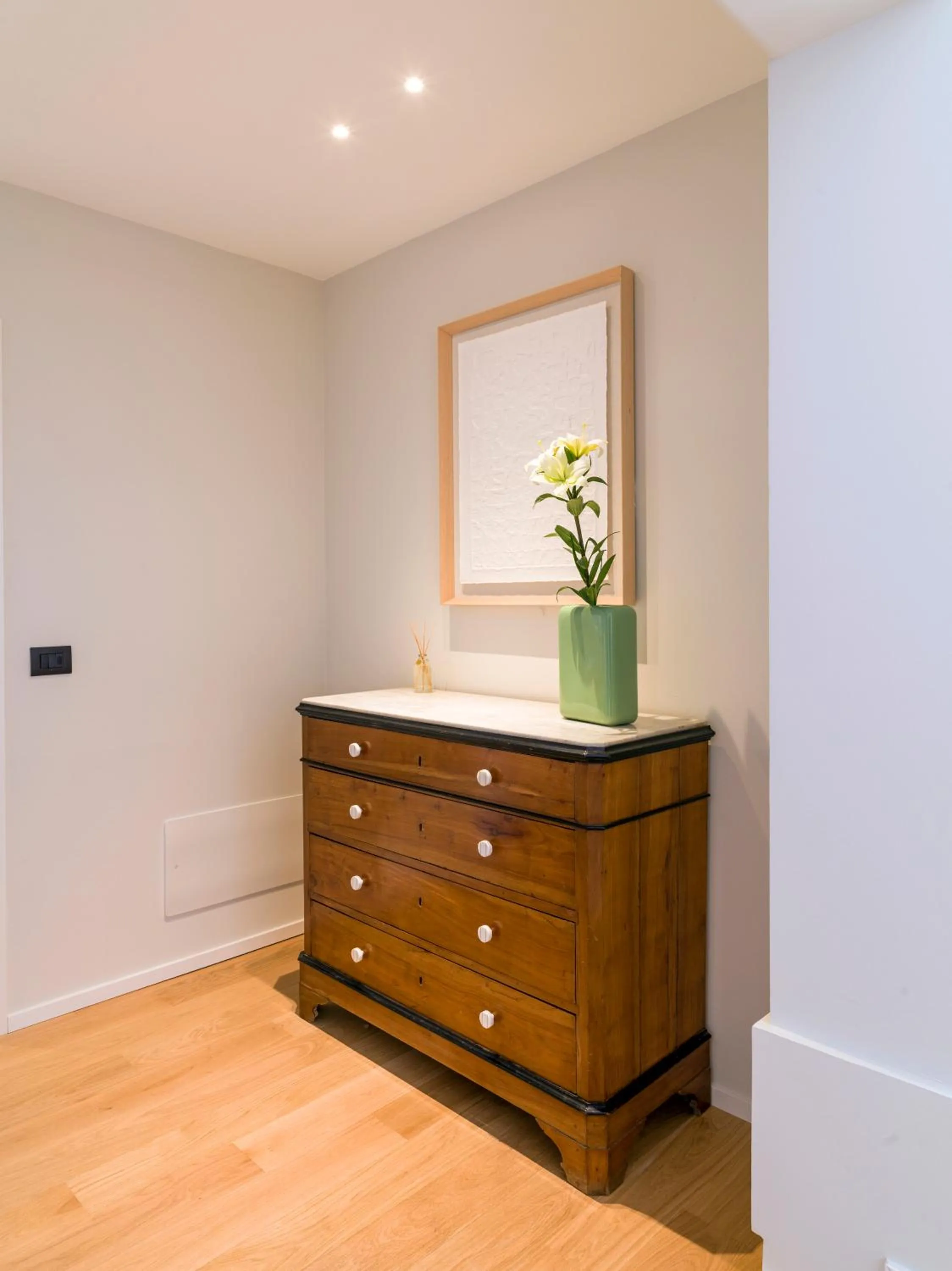 Photo of the whole room in UNA Hotels One Catania