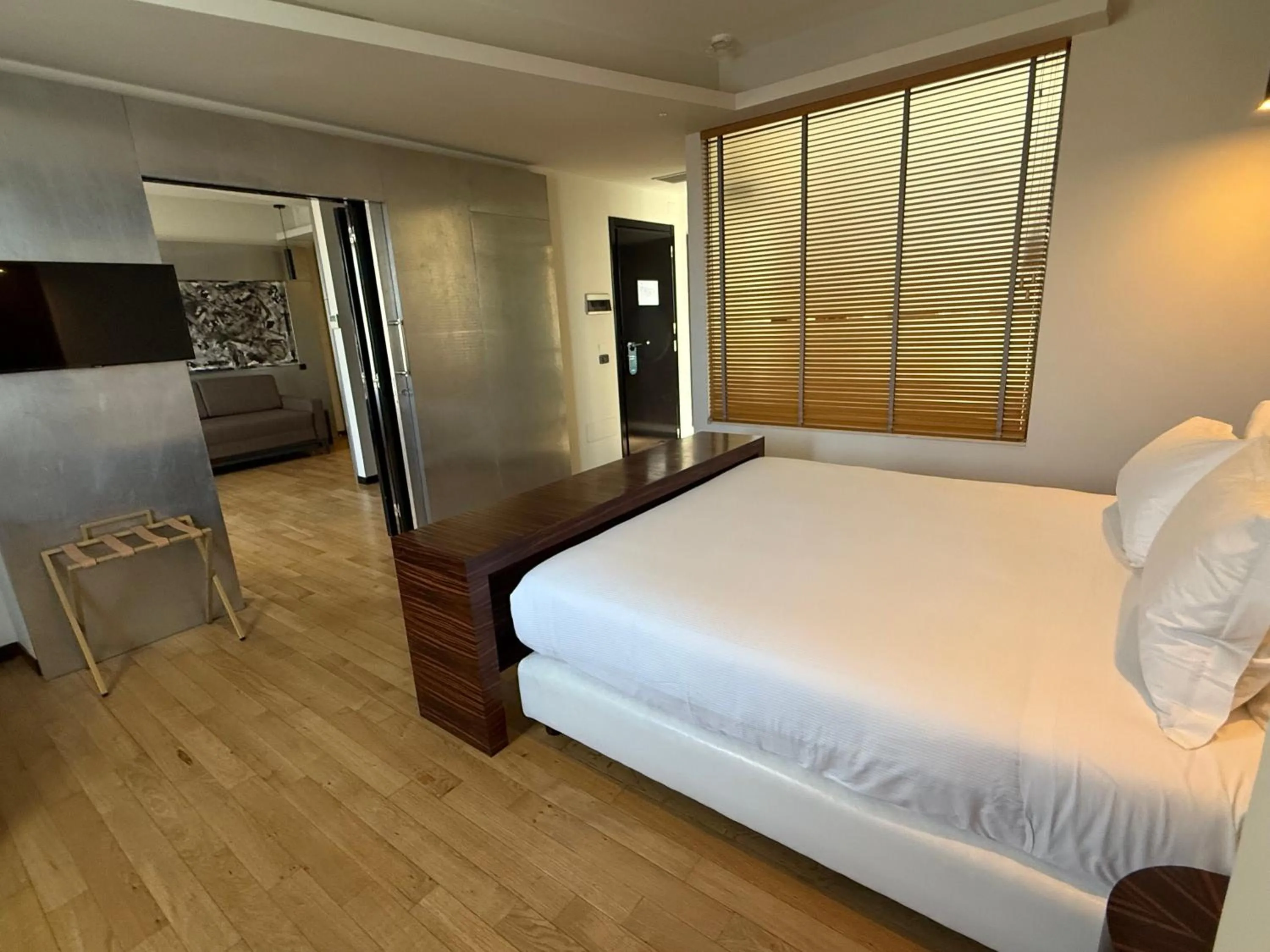 Photo of the whole room, Bed in UNA Hotels One Catania