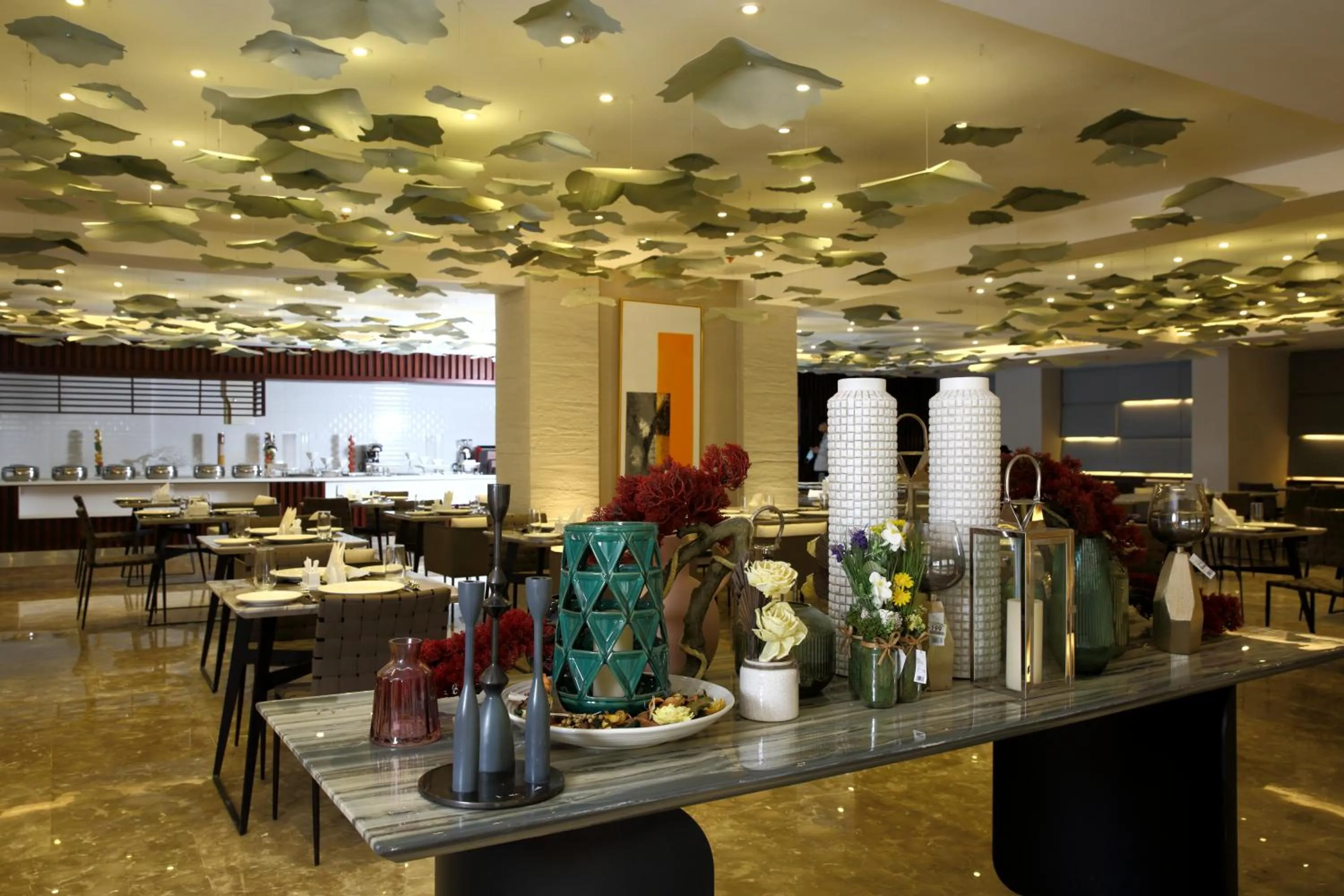 Restaurant/places to eat in Grand Plaza Hotel - Jazan
