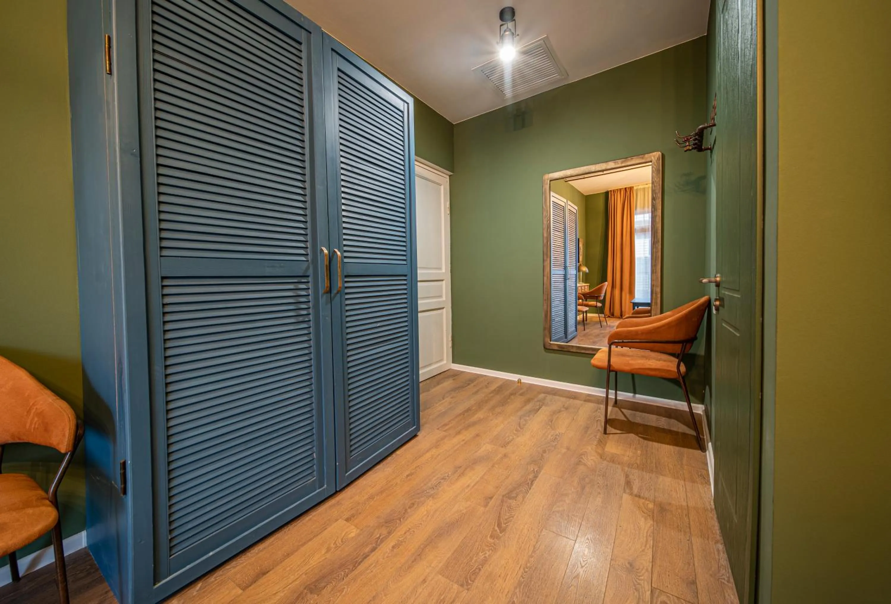 Steam room in Raimond Palace Hotel