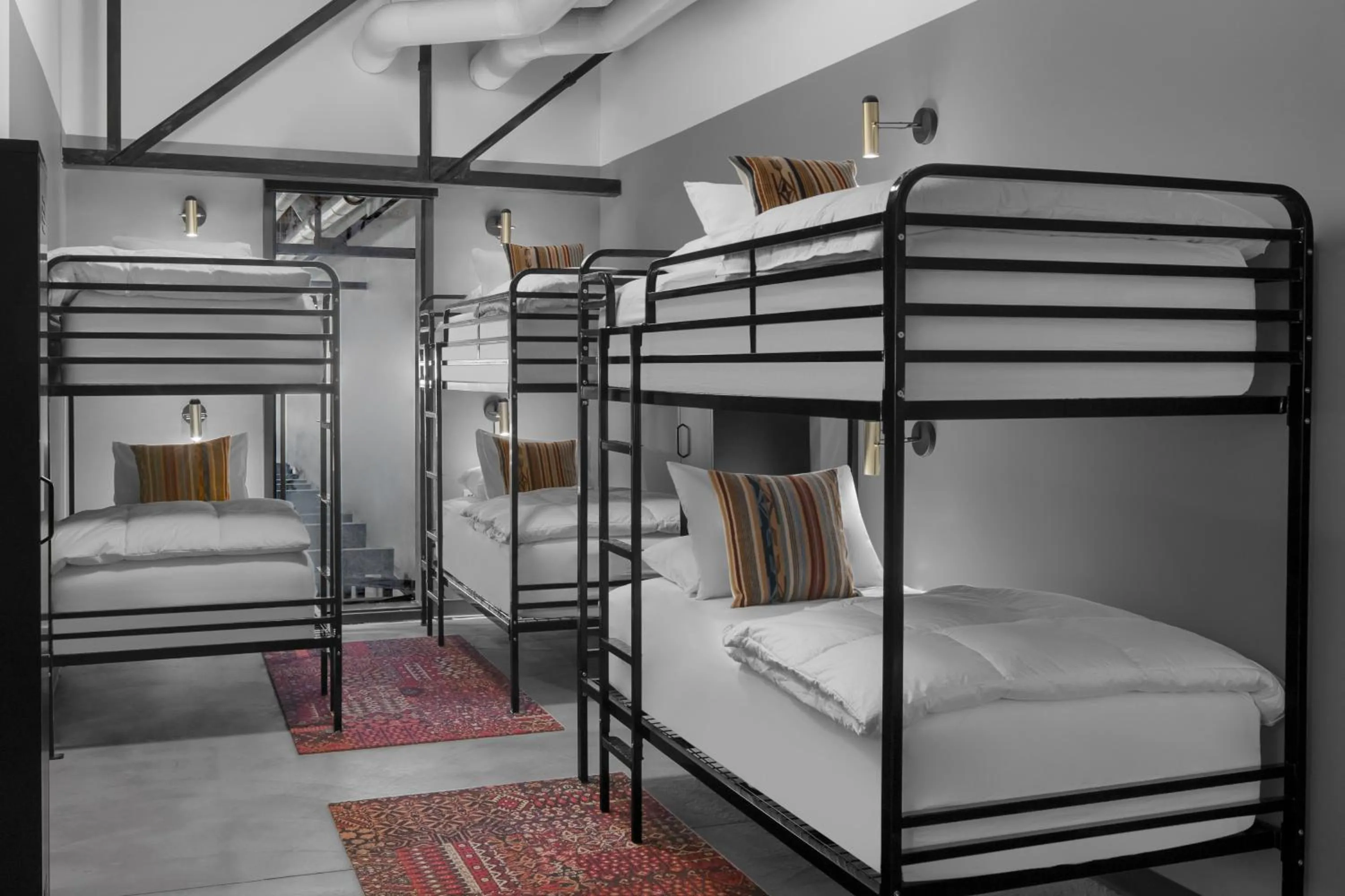 Bedroom, Bed in evo Hotel Salt Lake City