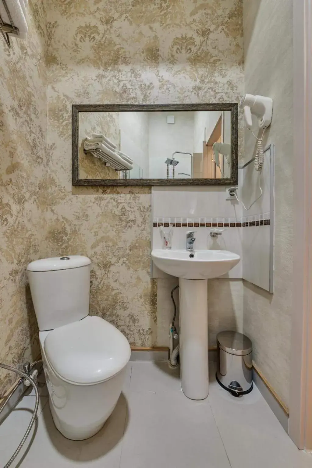 Deluxe Double or Twin Room - single occupancy in House 52 Boutique Hotel Deluxe Double or Twin Room - single occupancy in House 52 Boutique Hotel