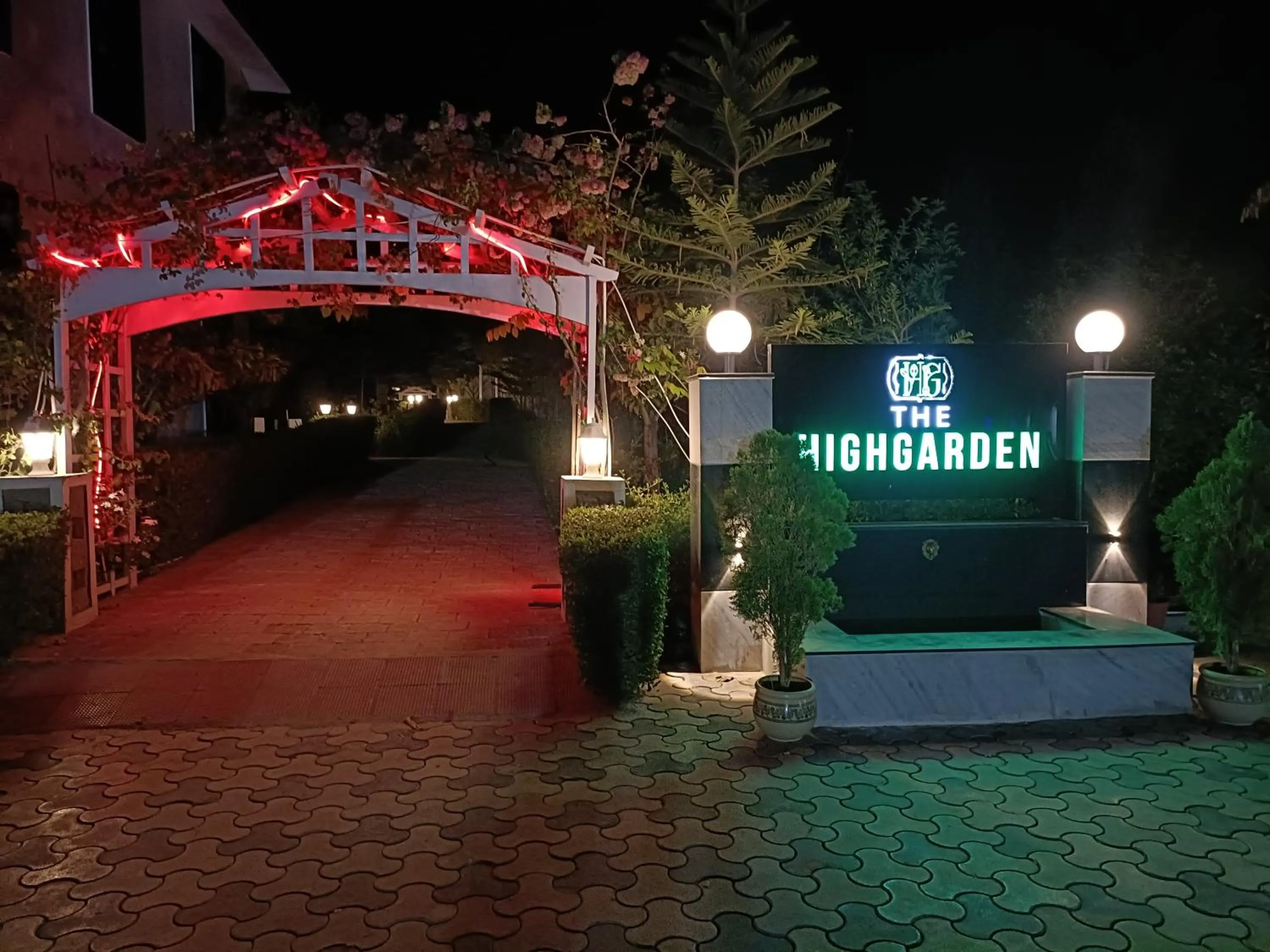 Night in The HighGarden Resort