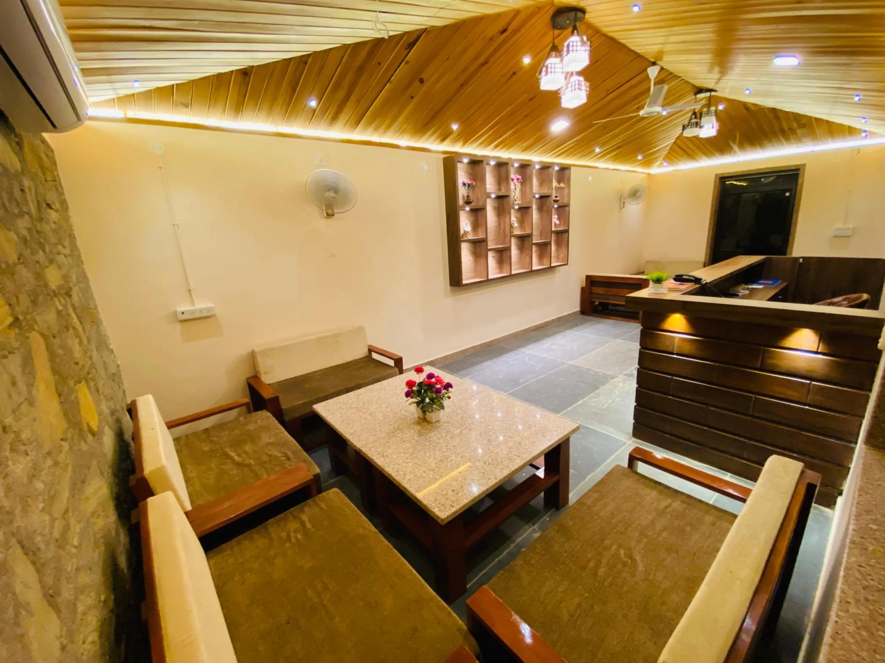 Lounge or bar in The HighGarden Resort