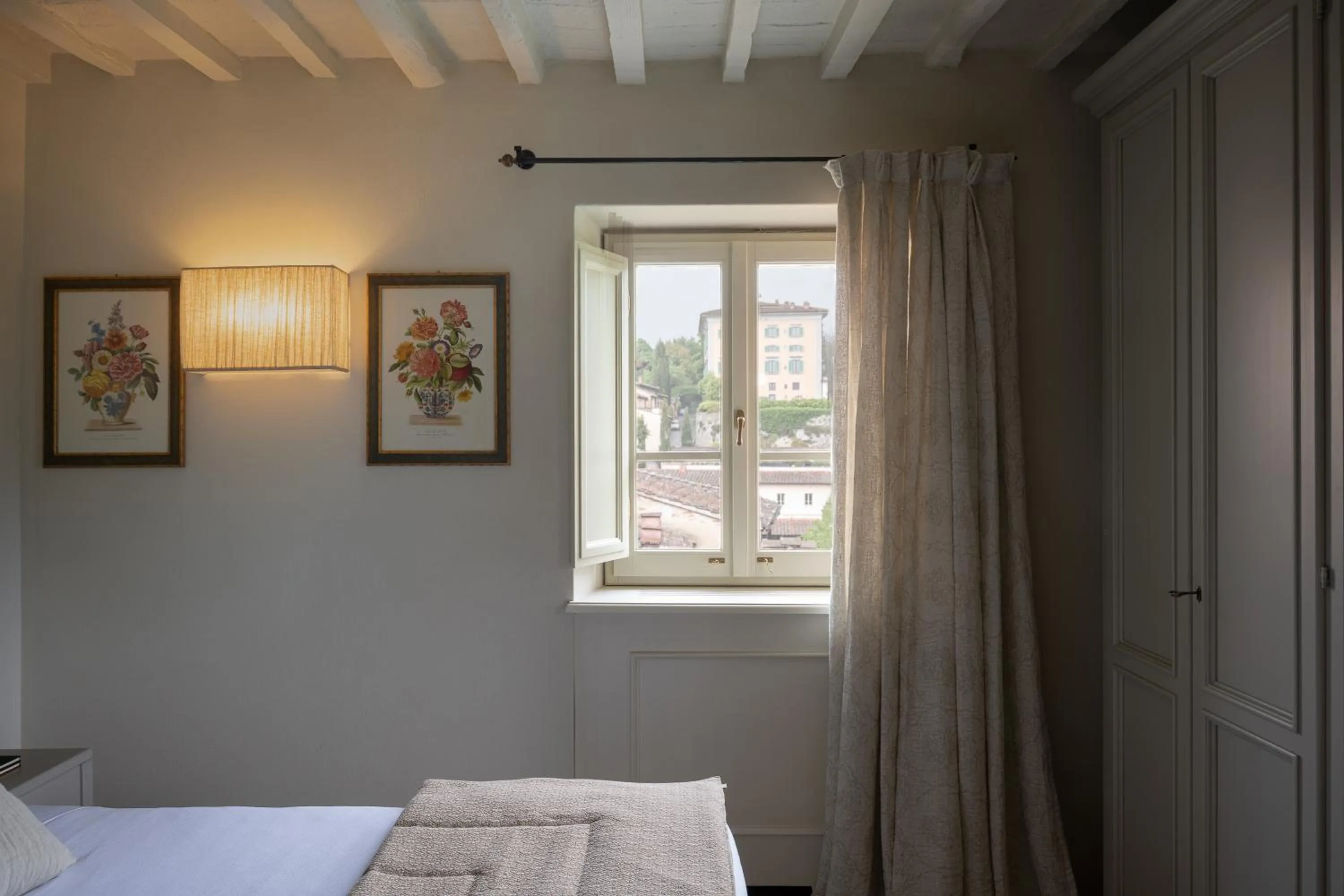 Bed in Il Borro Relais & Châteaux