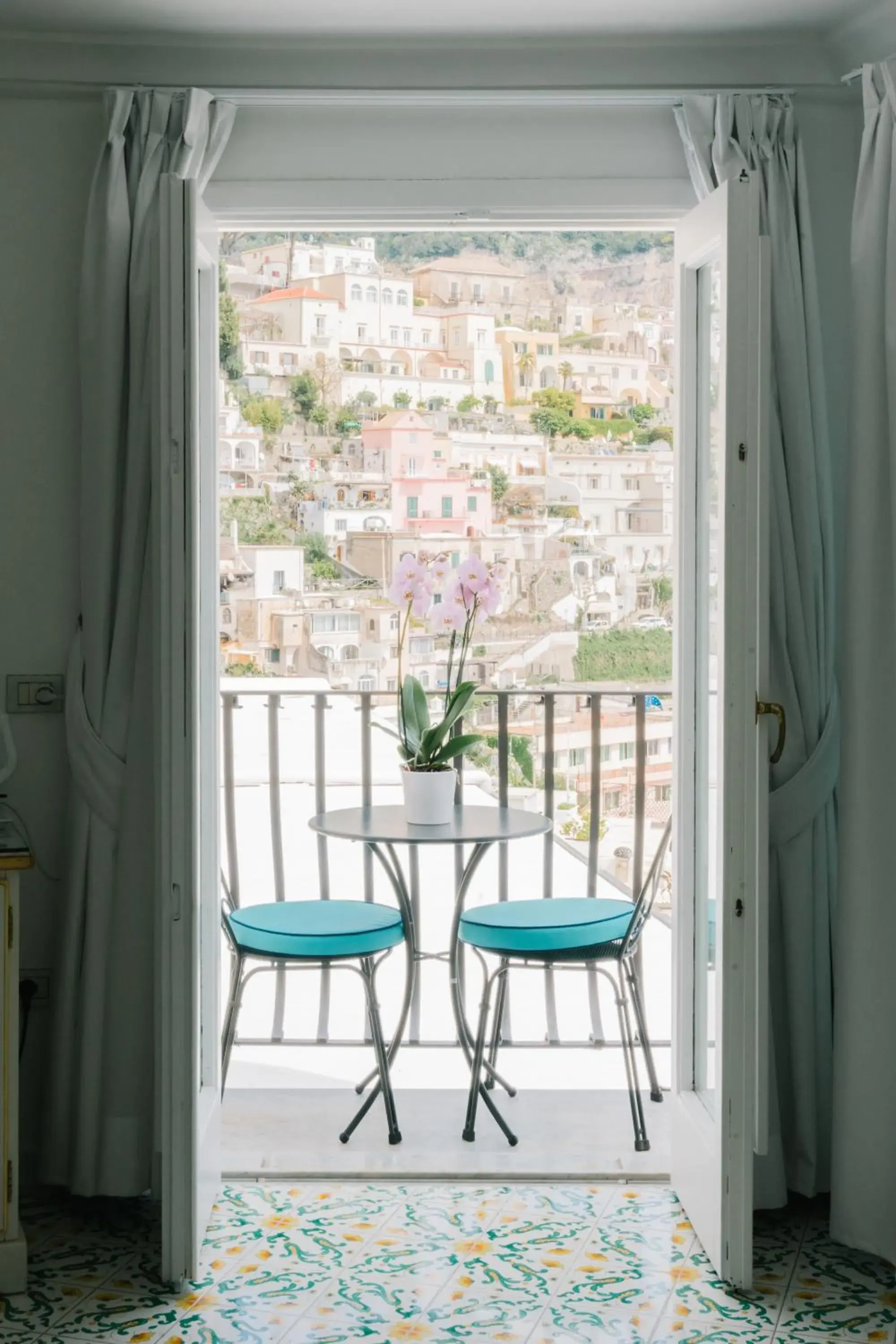 Superior Double Room with Sea View in Hotel Conca d'Oro Superior Double Room with Sea View in Hotel Conca d'Oro