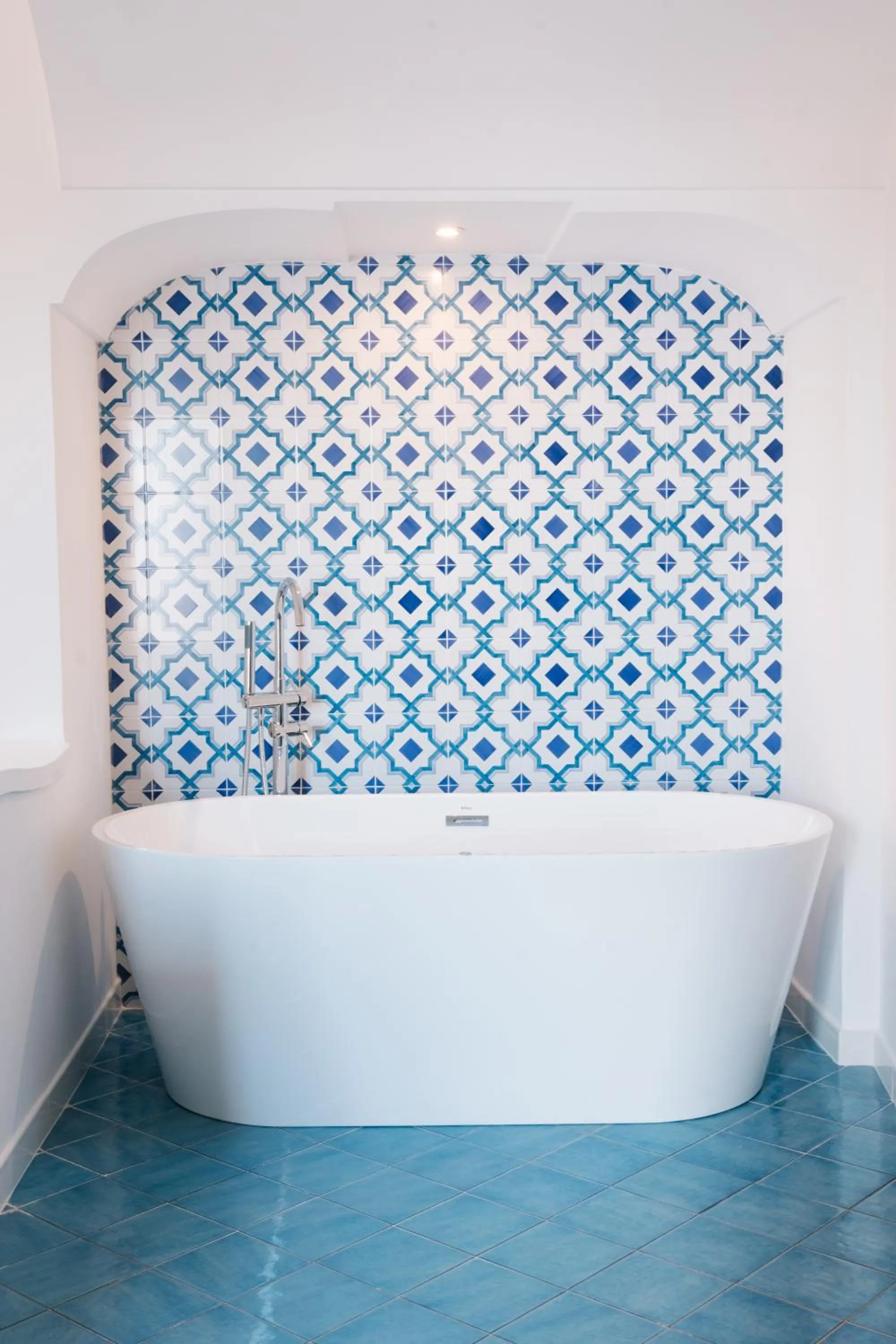 Bath in Hotel Conca d'Oro