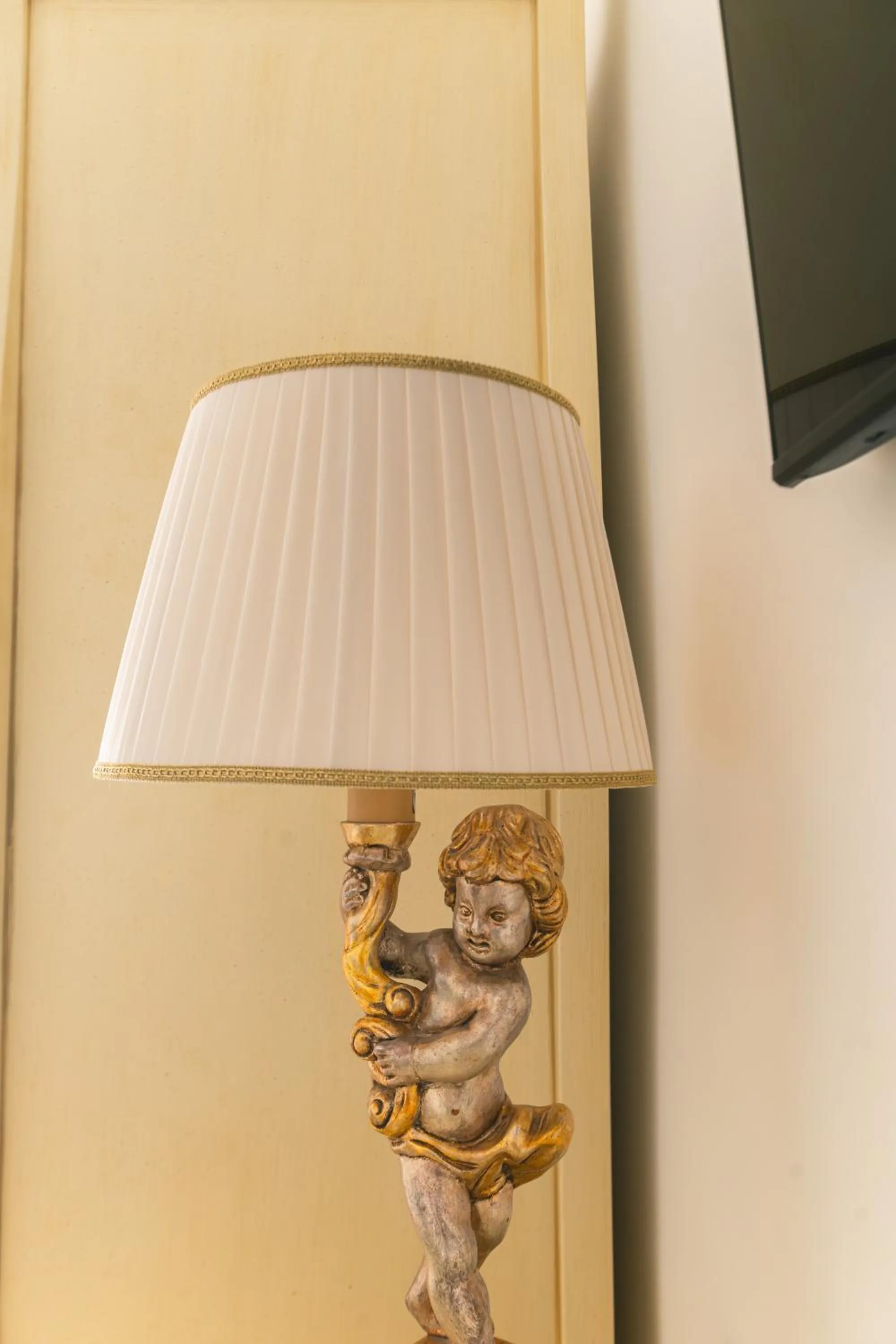 Decorative detail in Hotel Conca d'Oro